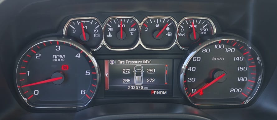wit GMC Sierra 1500 SLE 2015