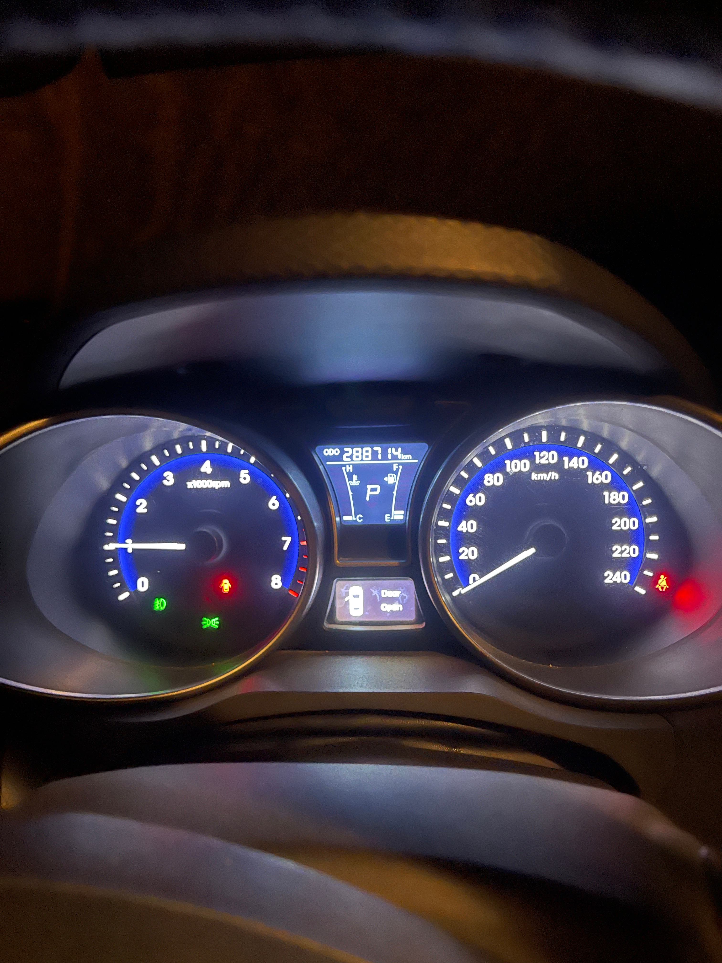 أبيض هيونداي  Veloster 2.0 Premium 2015