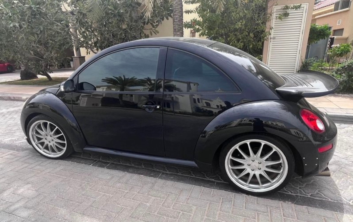 Schwarz Volkswagen Beetle 2.0L TDI 2007