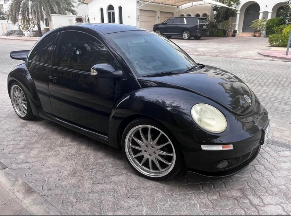 Black Volkswagen Beetle 2.0L TDI 2007