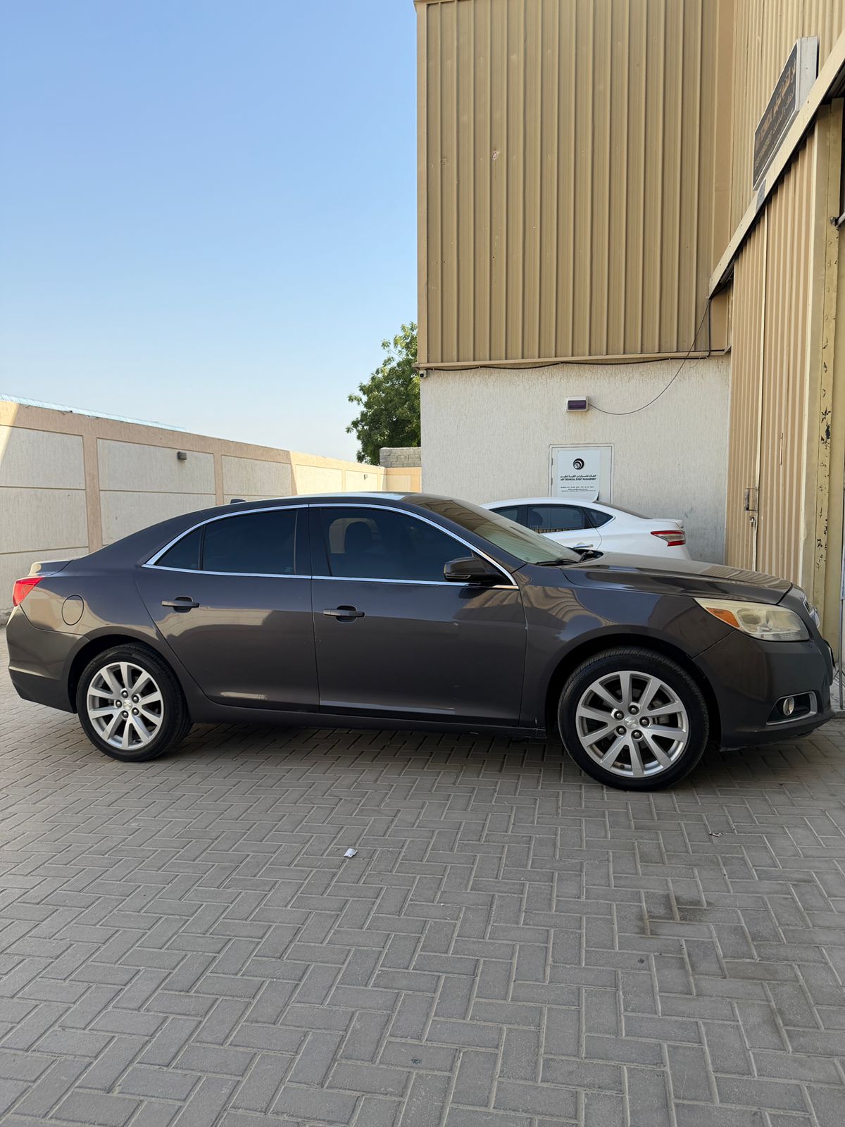 Gris foncé Chevrolet Malibu 2LT 2013