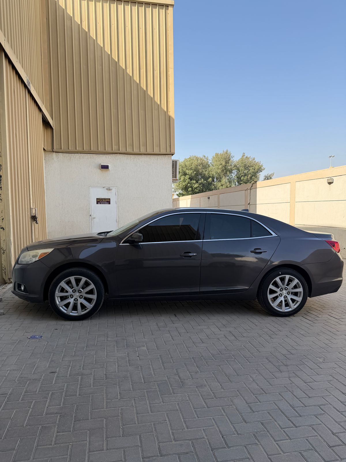 Gris foncé Chevrolet Malibu 2LT 2013