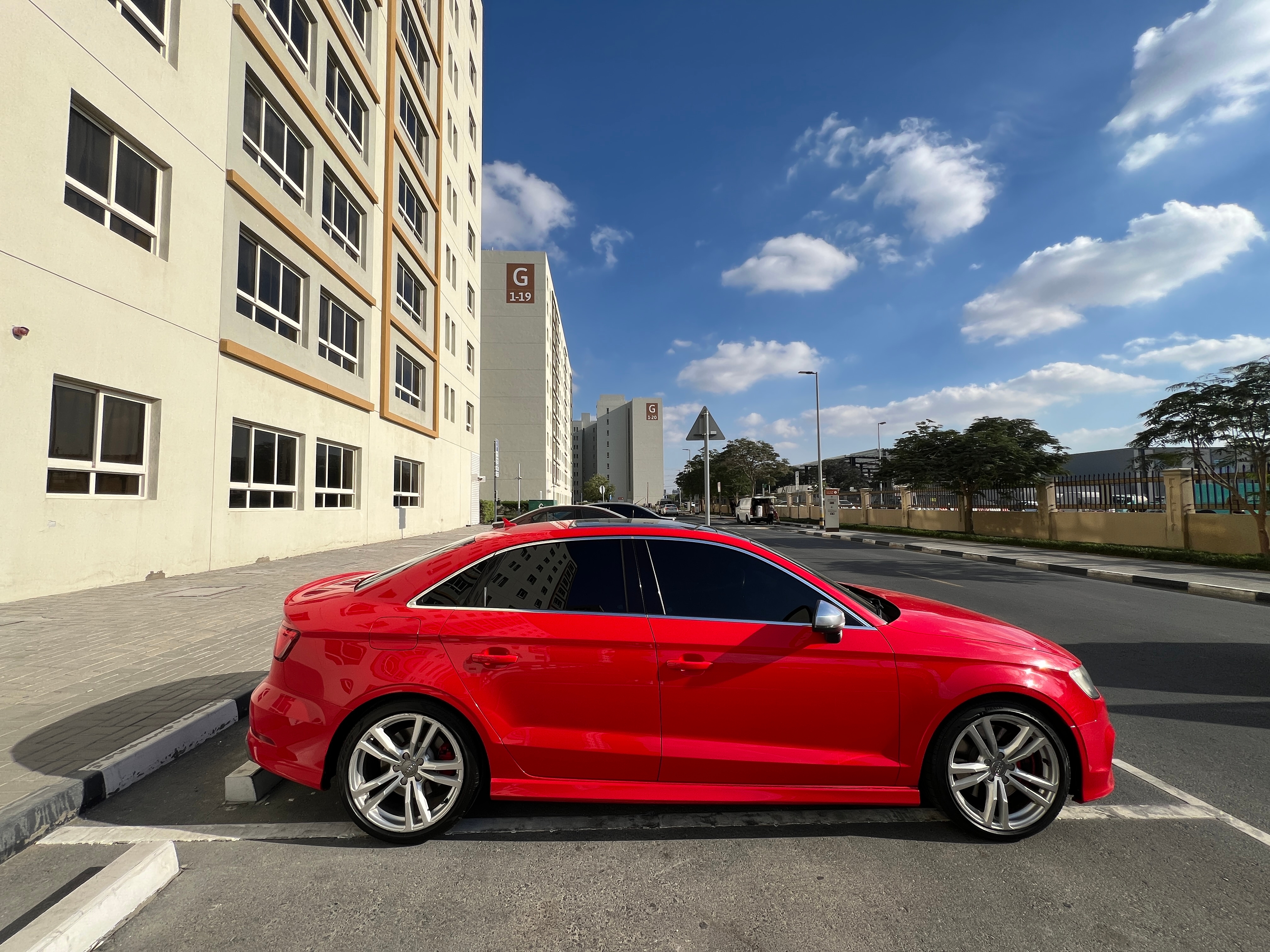 Красный Audi S3 2.0 TFSI quattro S tronic 2016 год