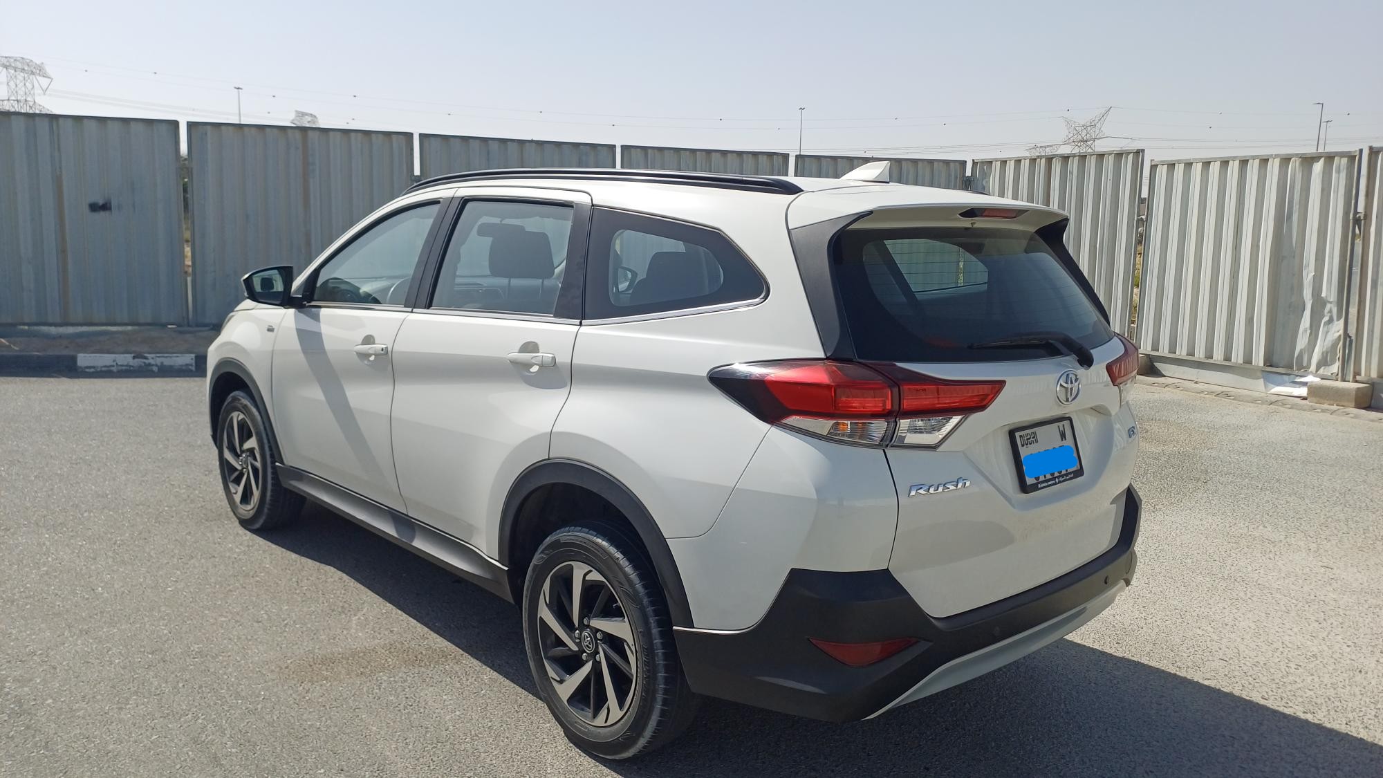 Blanco Toyota Rush EX 2023