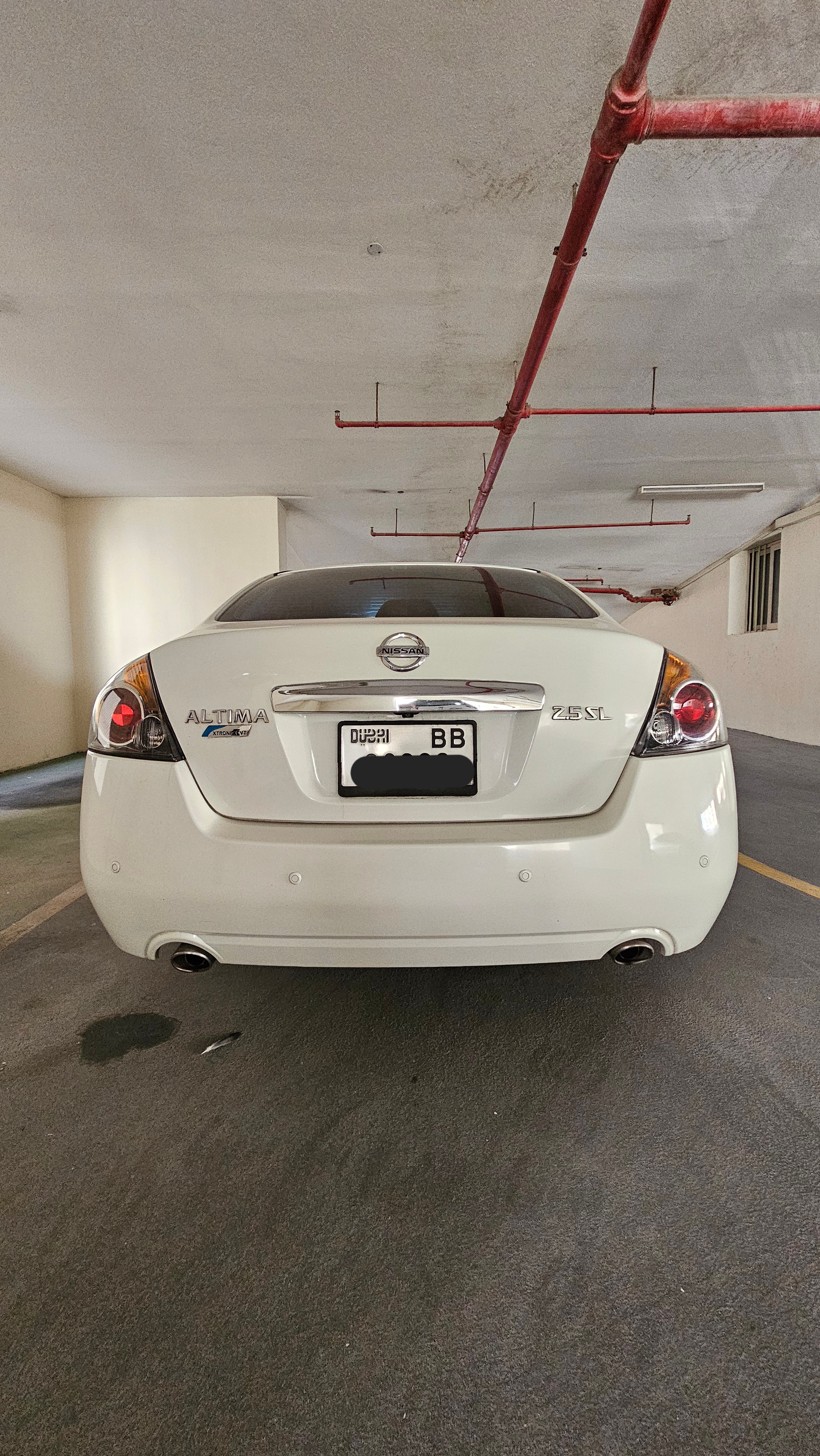 أبيض نيسان Altima 2.5 SL ٢٠١١