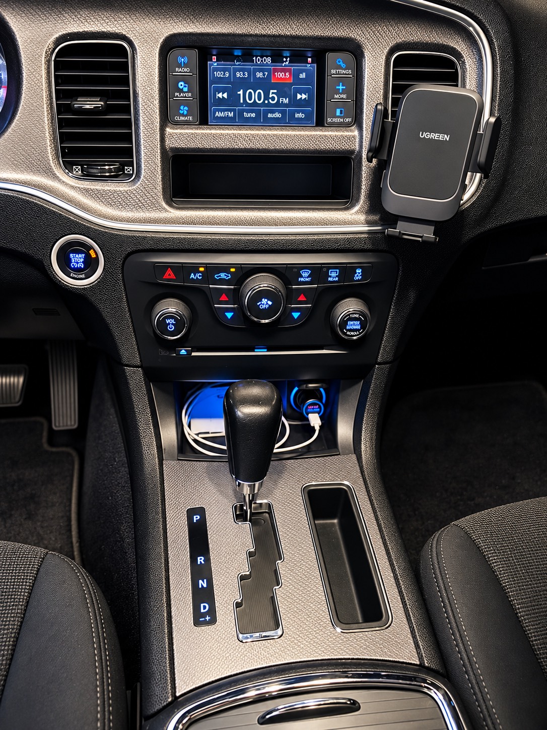 Gray Dodge Charger V6 2013