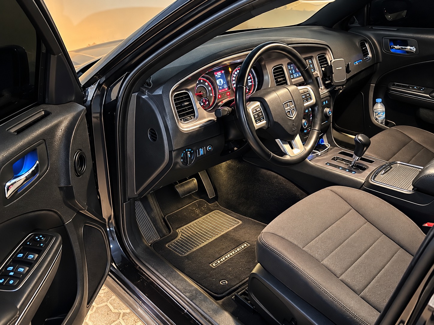 Gray Dodge Charger V6 2013