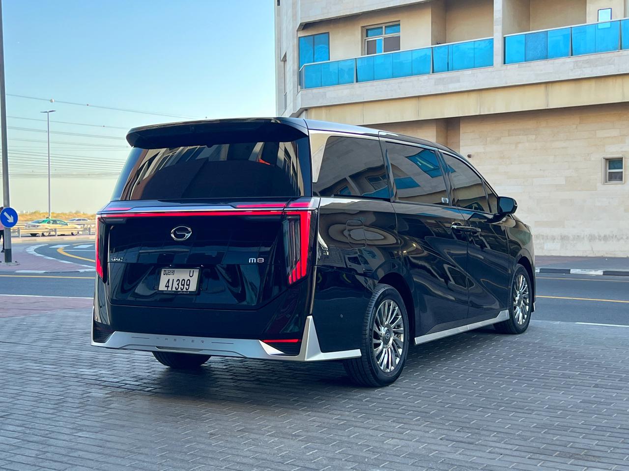 Ivory Black GAC M8 GX 2026