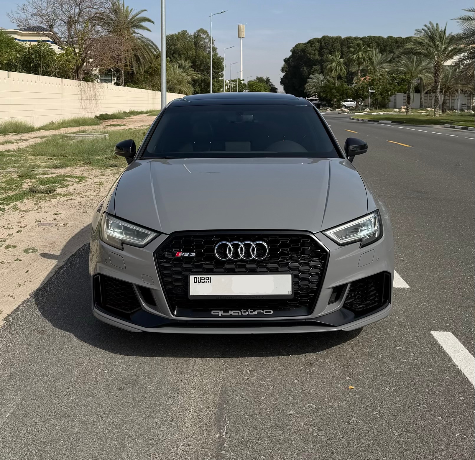 Gris foncé Audi RS3 TFSI Quattro 2017