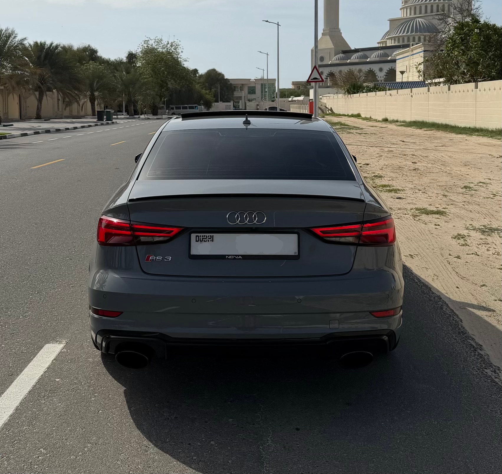 Gris foncé Audi RS3 TFSI Quattro 2017