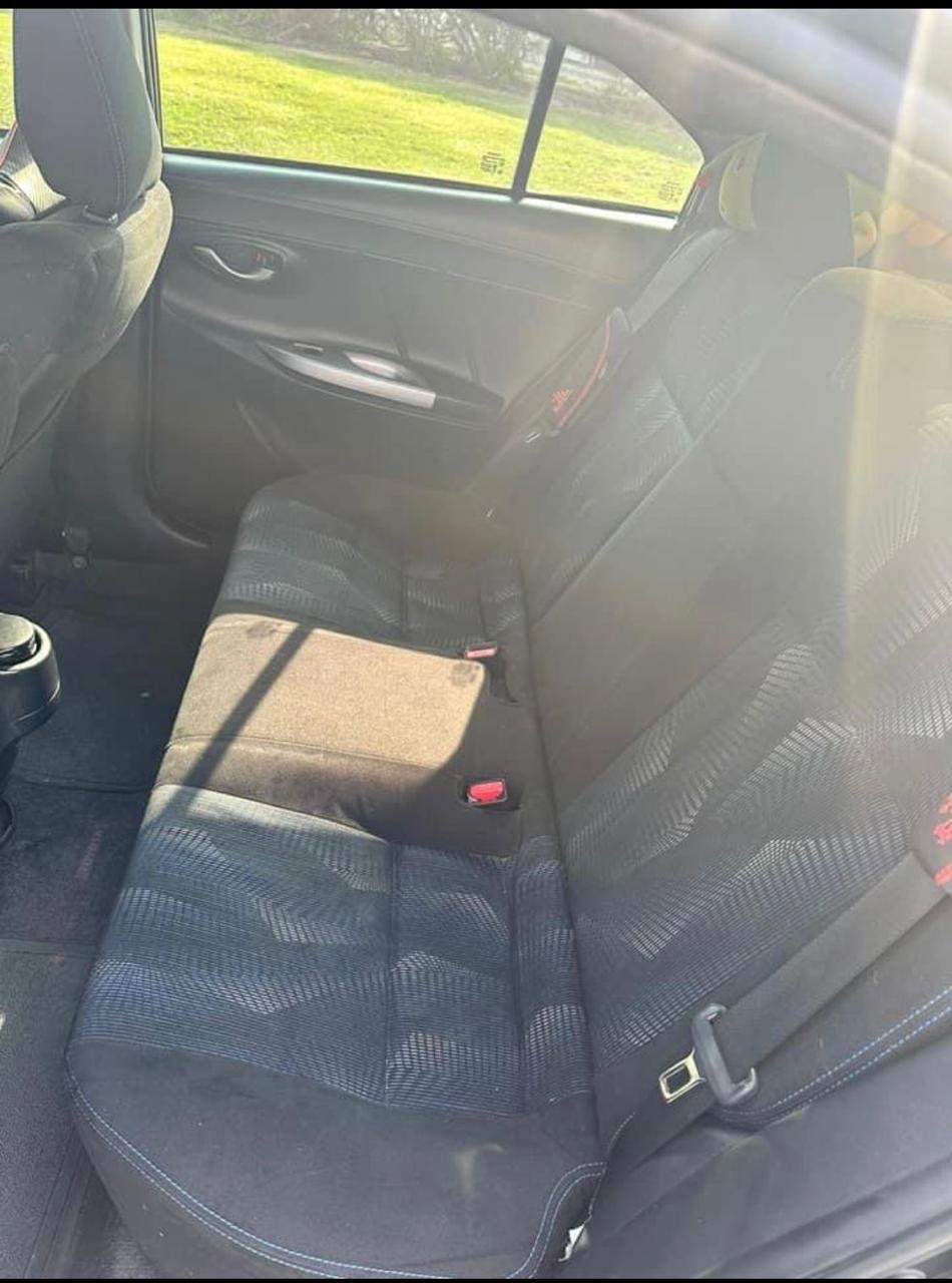 Black Toyota Yaris Sedan 2014