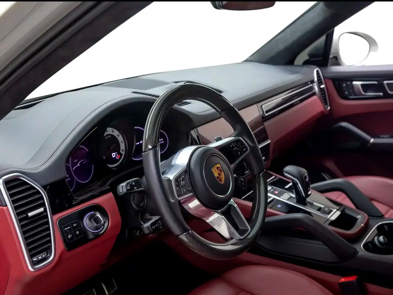 Gray Porsche Cayenne GTS 2023
