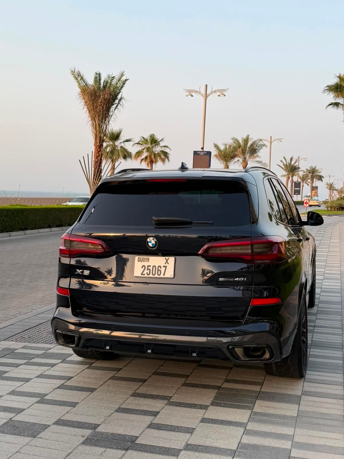 Nero BMW X5 M40i 2023