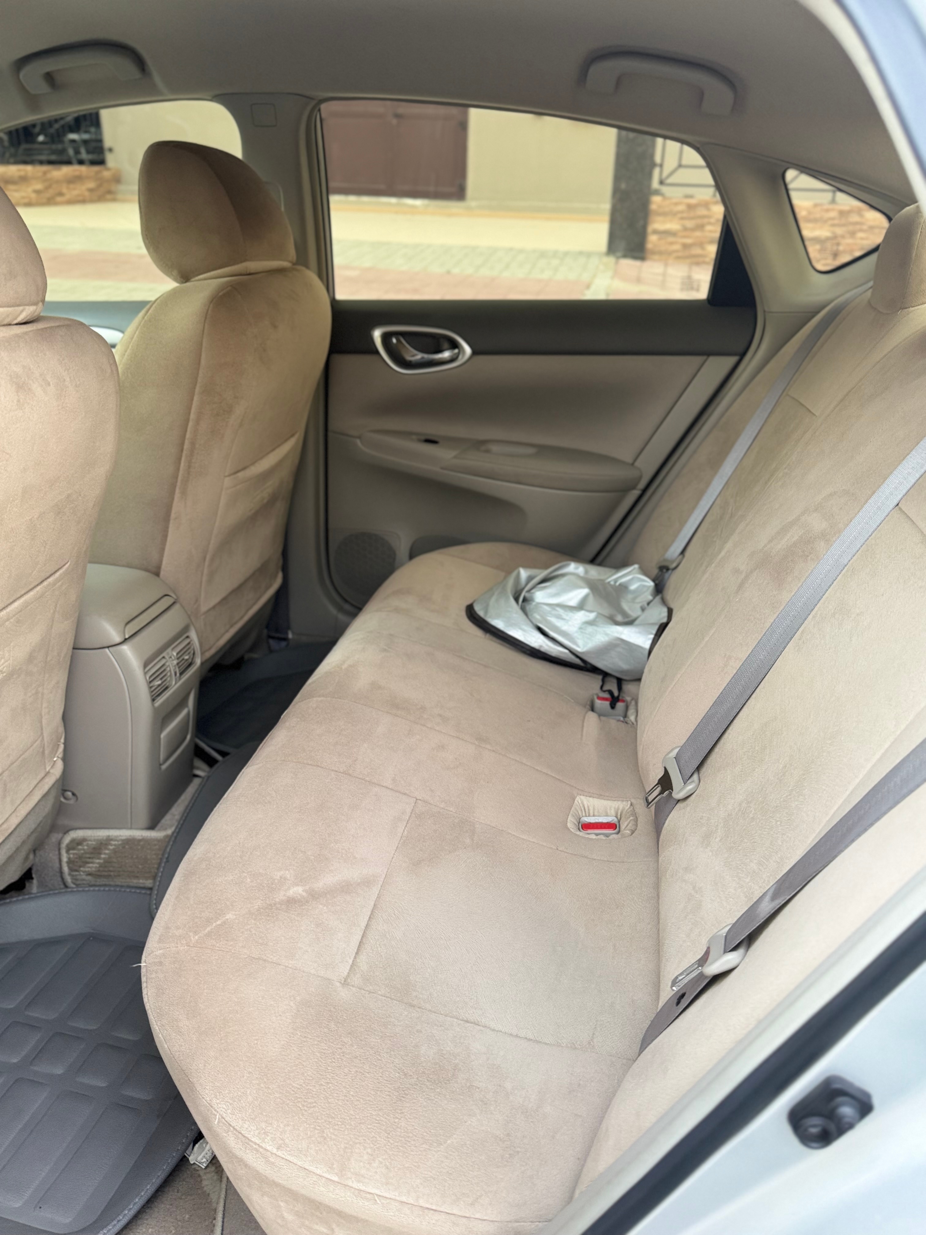 gris Nissan Sentra 1.8 S 2016