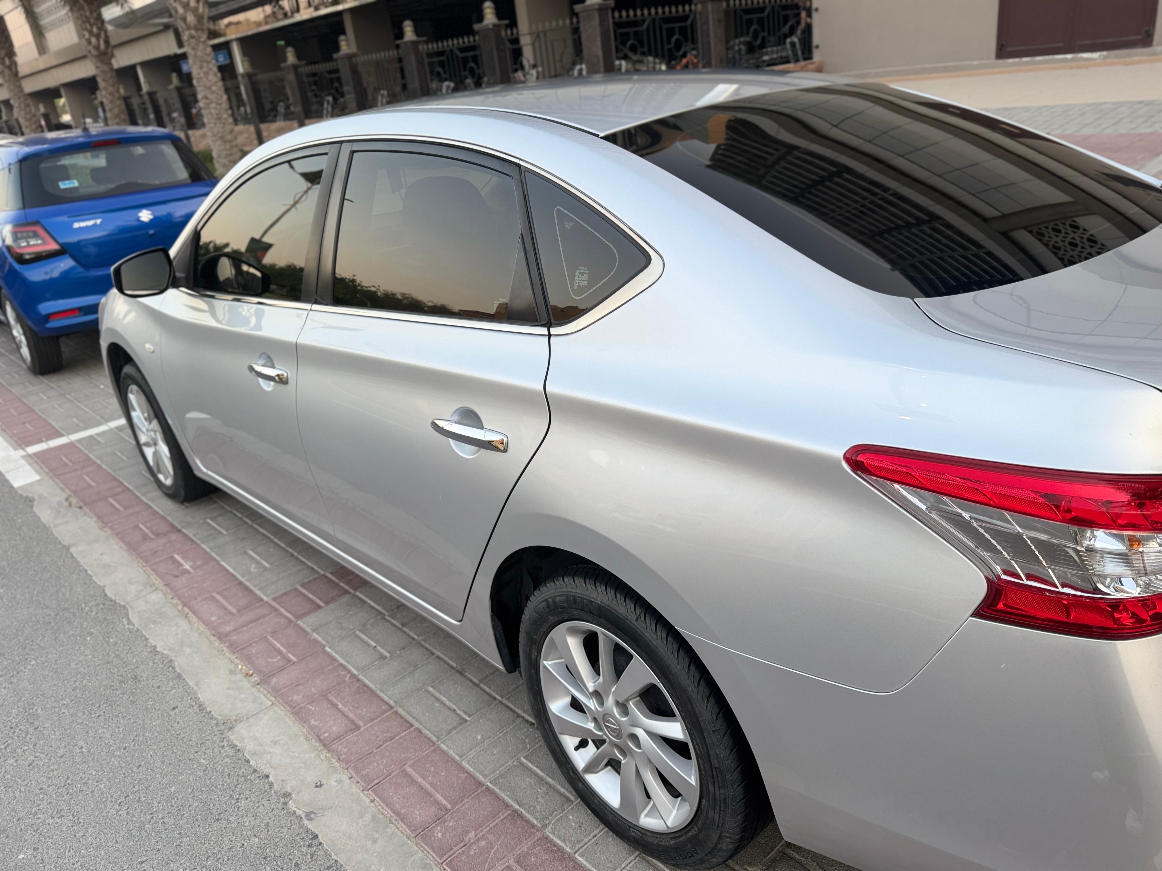gris Nissan Sentra 1.8 S 2016