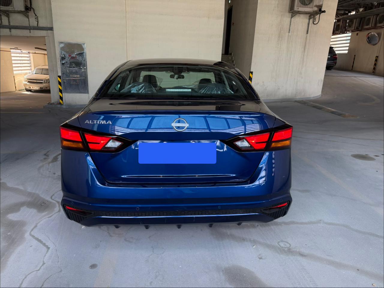 Blue Nissan Altima 2.5 2024
