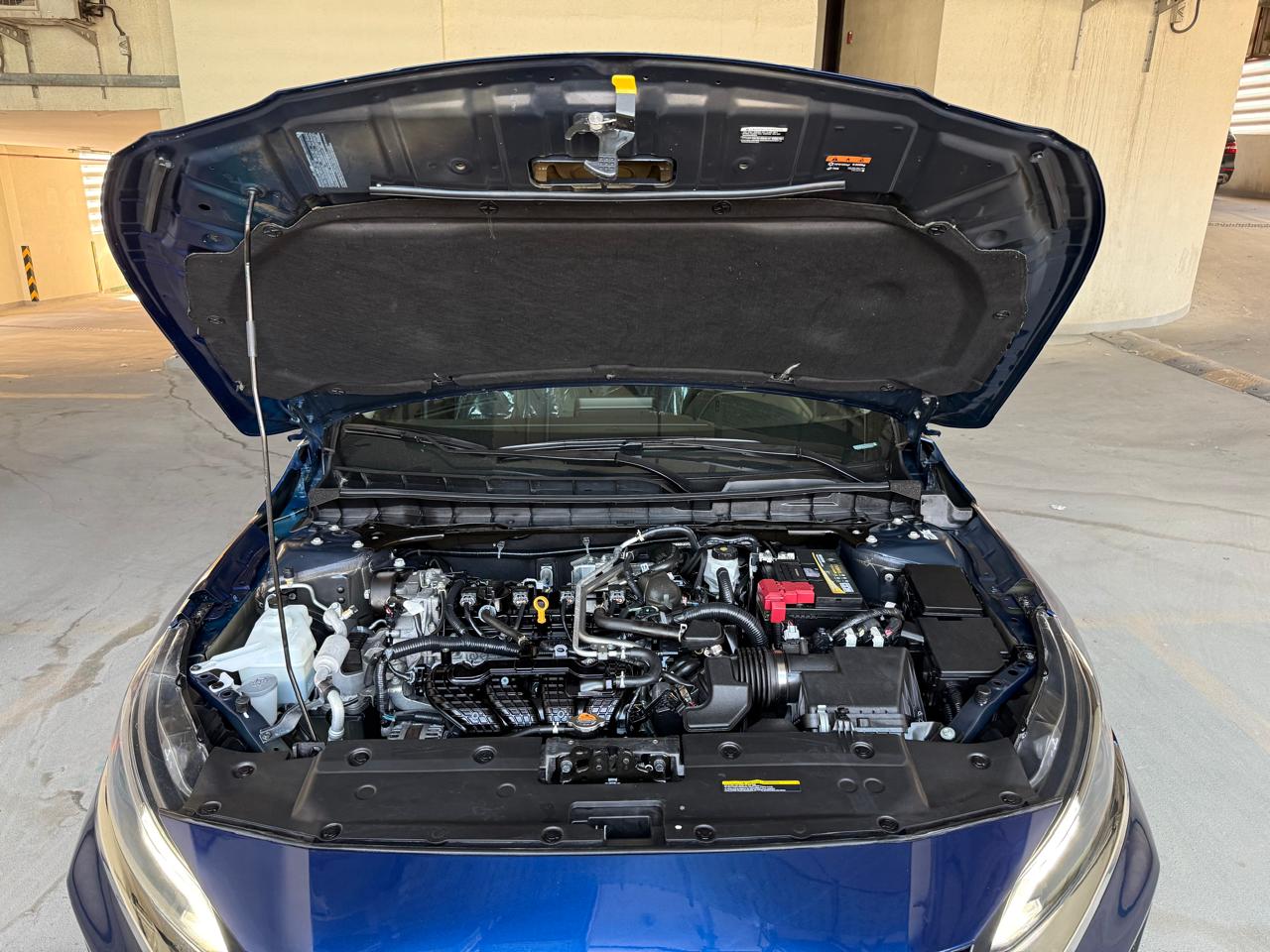 Blue Nissan Altima 2.5 2024
