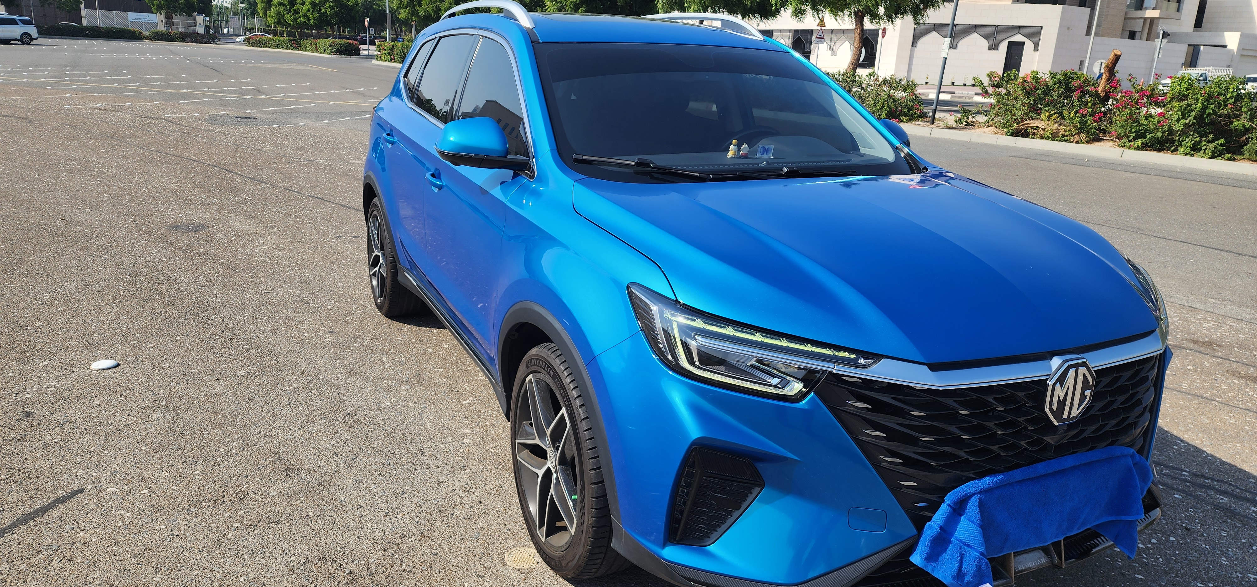 Bleu MG RX5 Luxury 2023