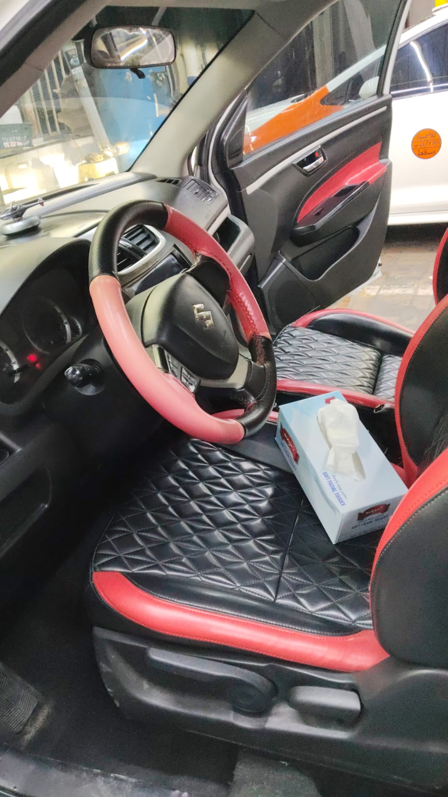 Белый Suzuki Swift GL 2011