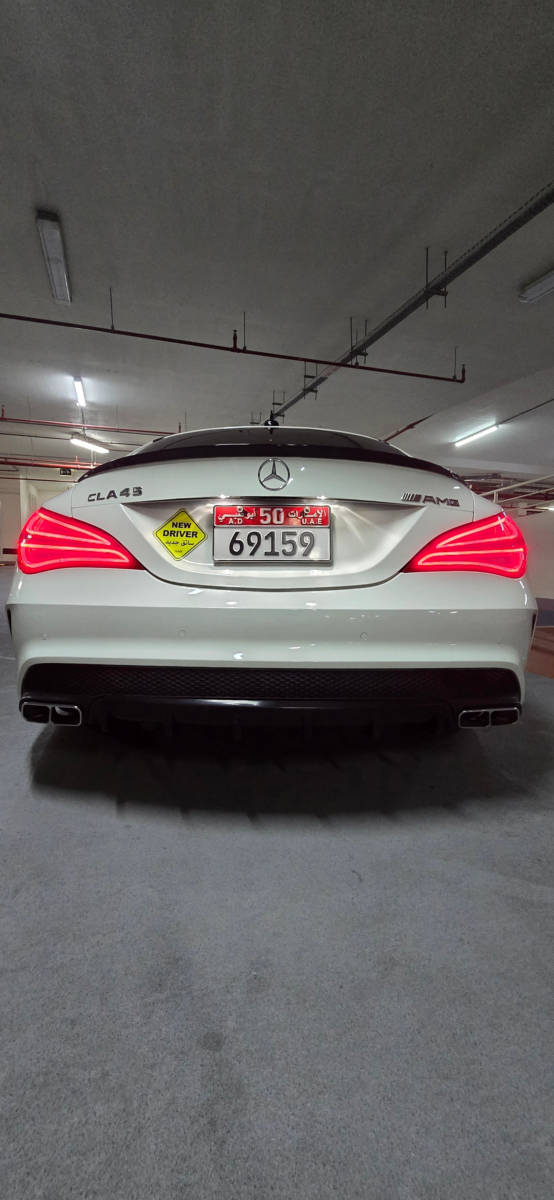 White Mercedes Benz CLA250 2014