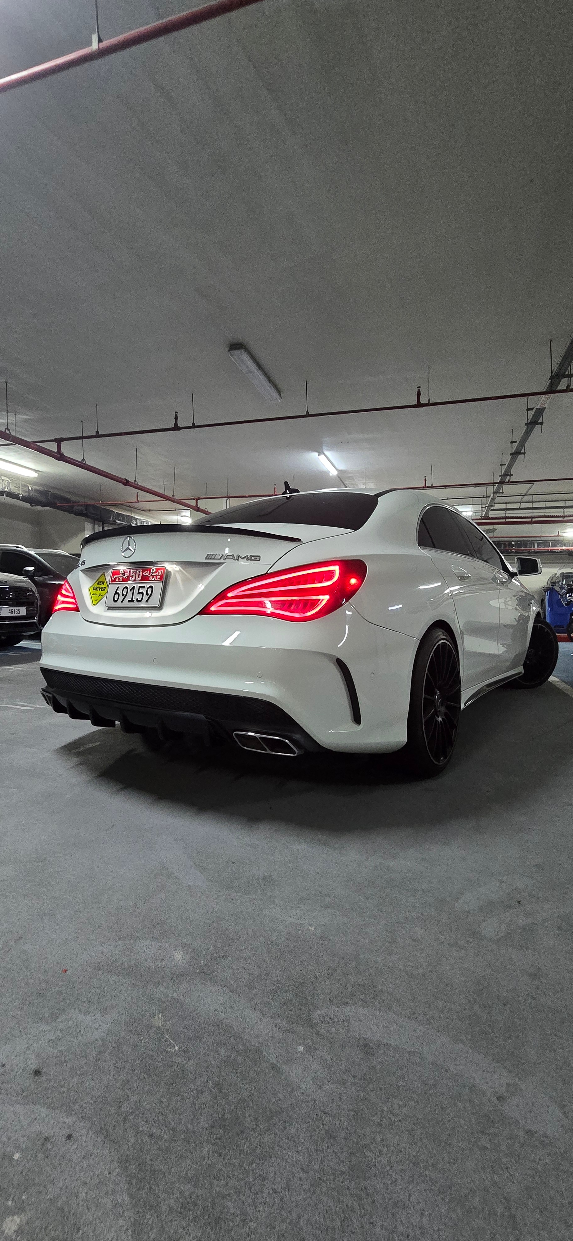 White Mercedes Benz CLA250 2014