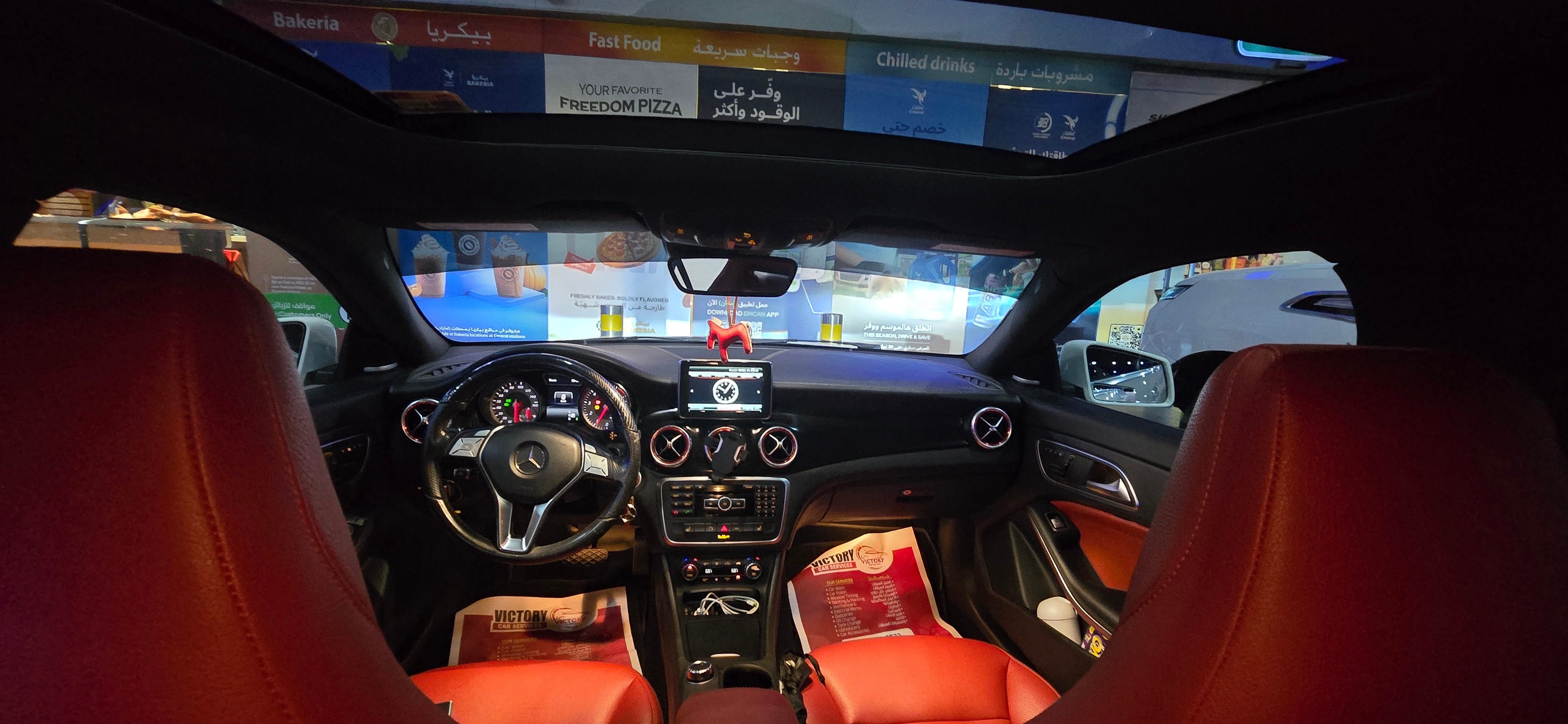 White Mercedes Benz CLA250 2014