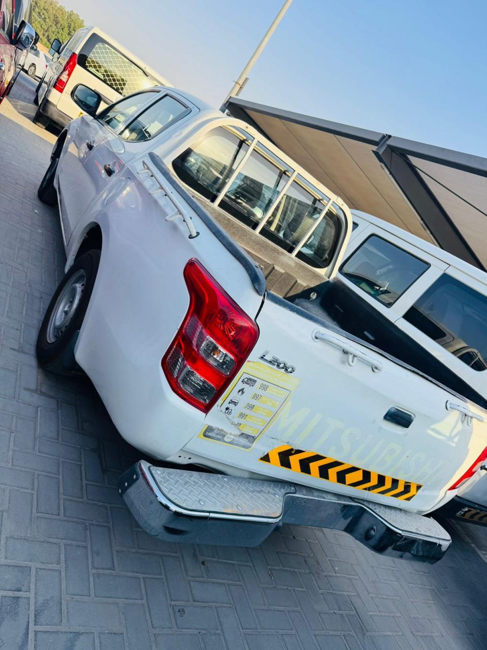 Bianca Mitsubishi L200 Double Cab GLS 2016