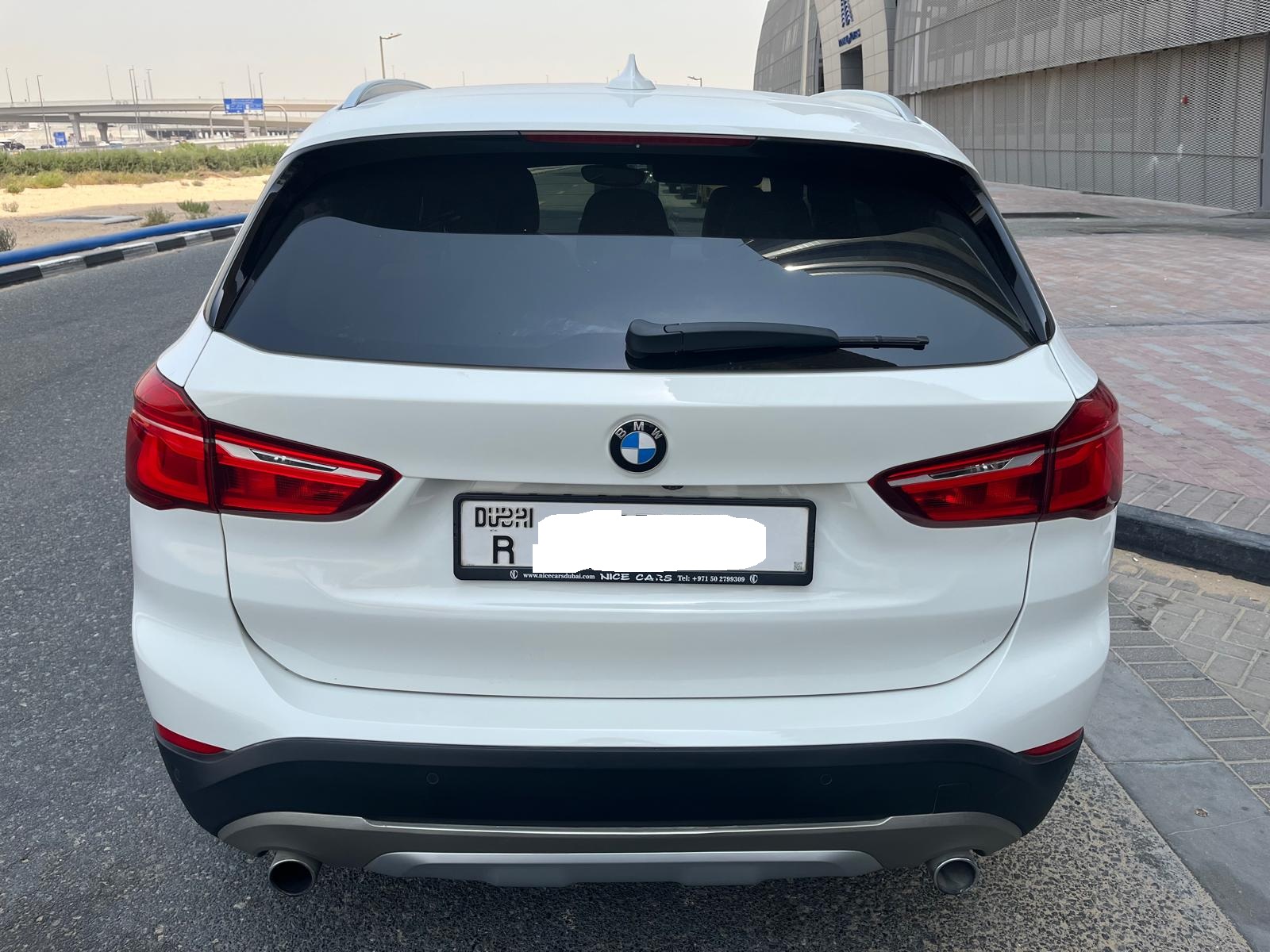 White BMW X1 xDrive28i 2018