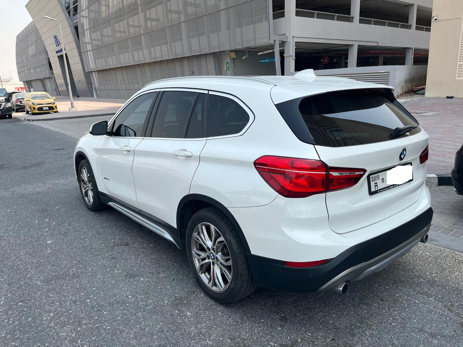White BMW X1 xDrive28i 2018