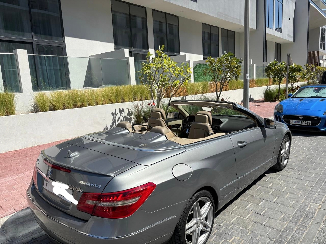 Grau Mercedes Benz E350 2012