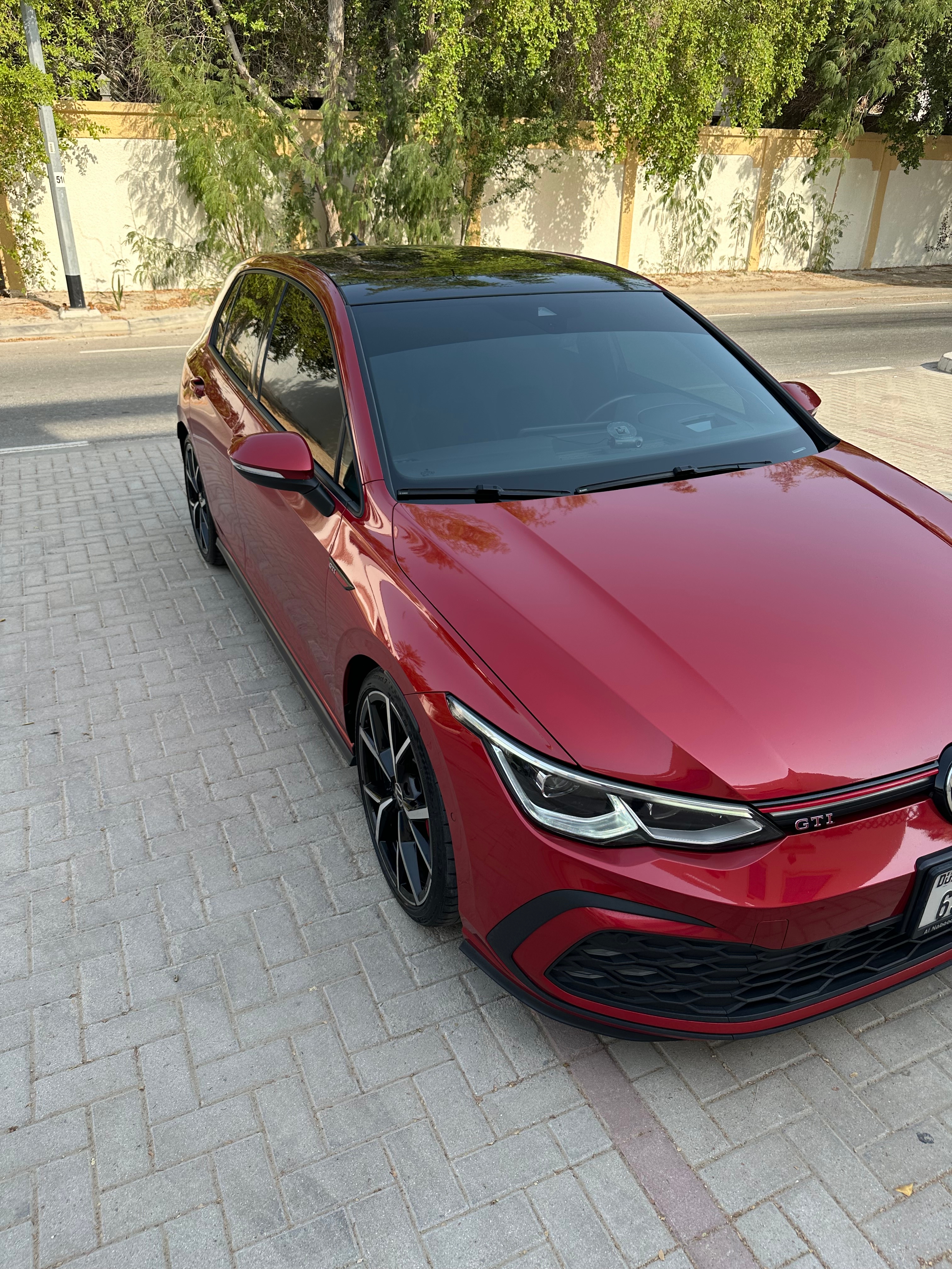 rojo Volkswagen Golf GTI P2 2021