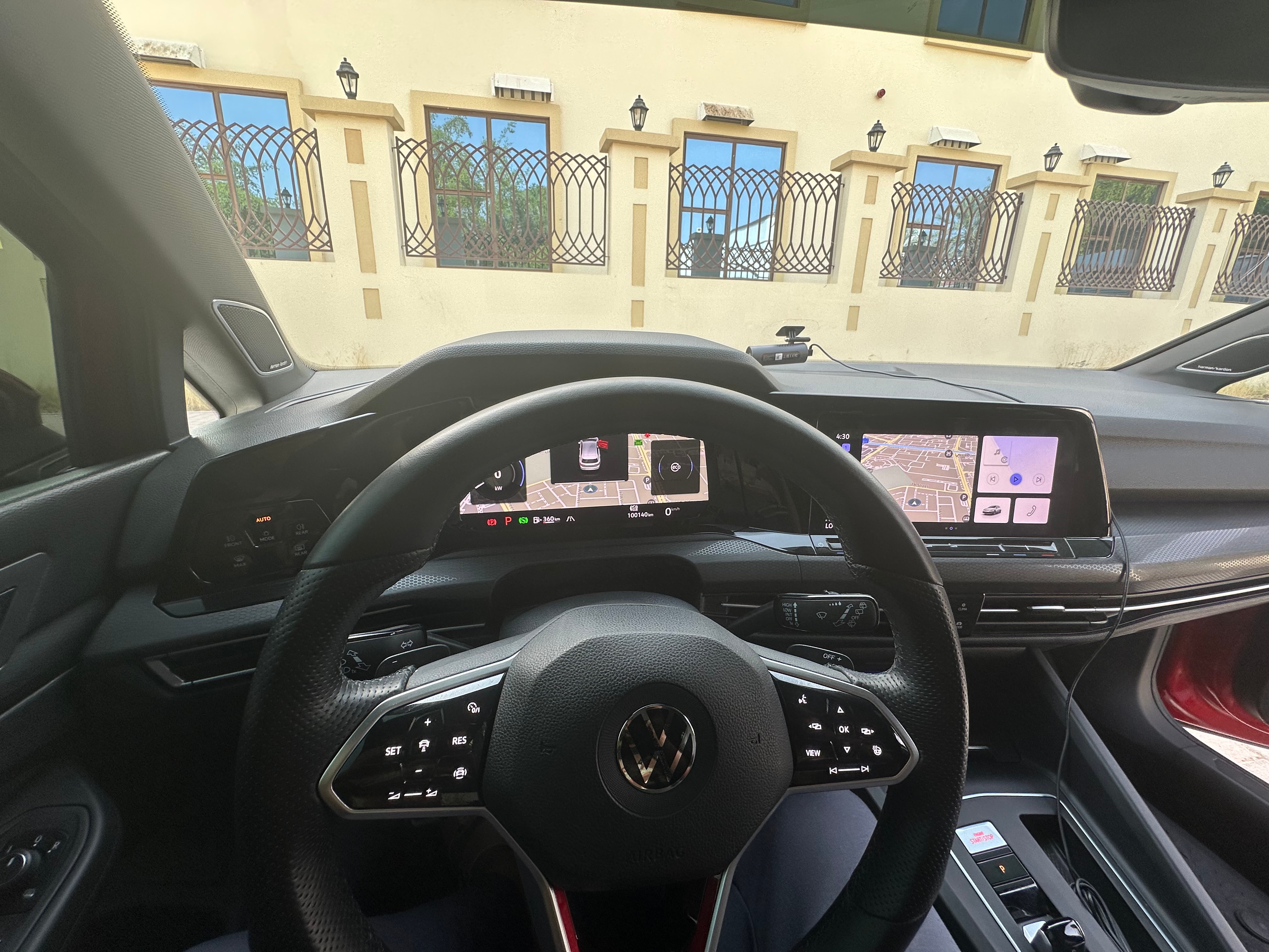 rojo Volkswagen Golf GTI P2 2021