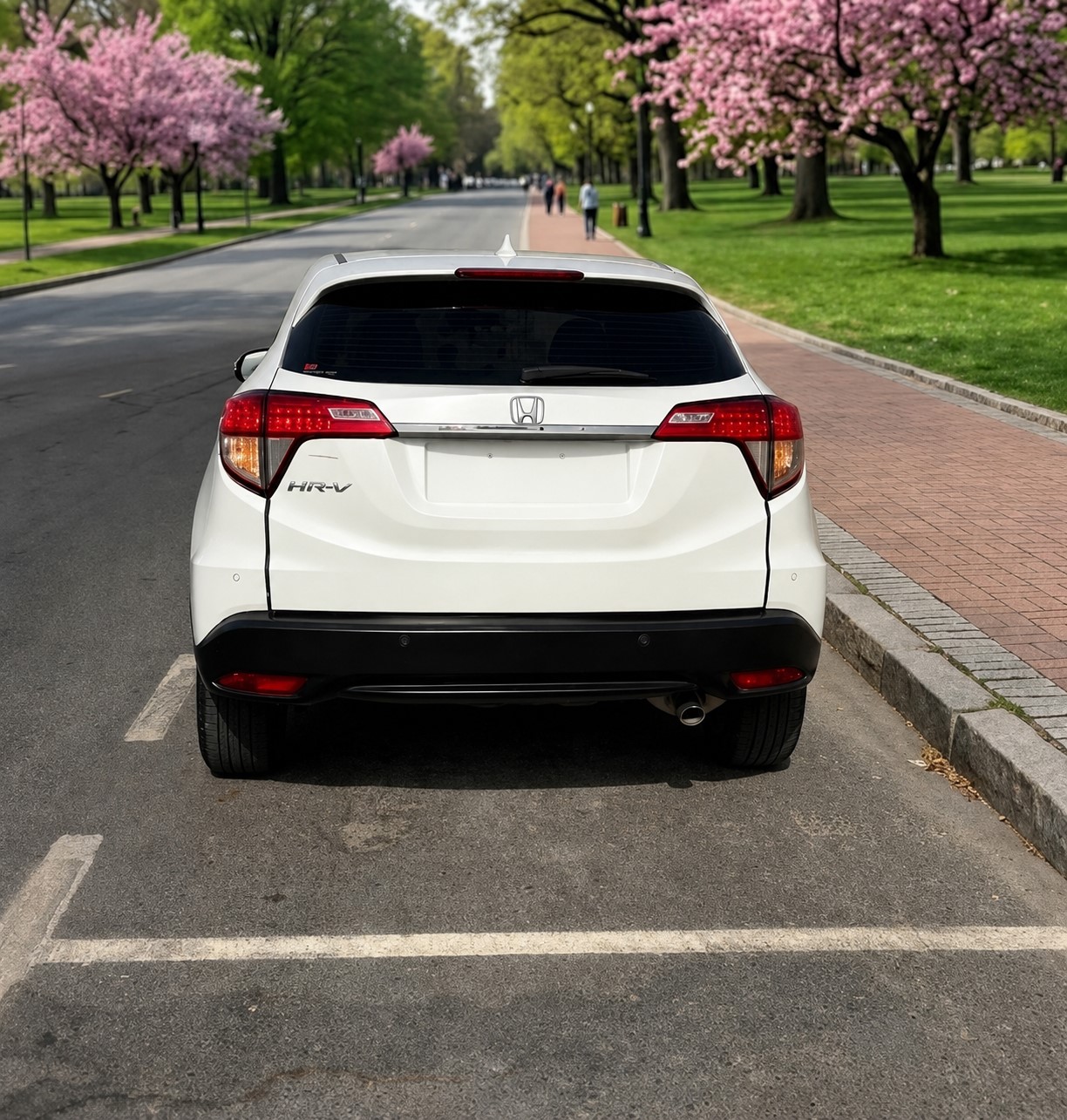 White Honda HR V LX 2020