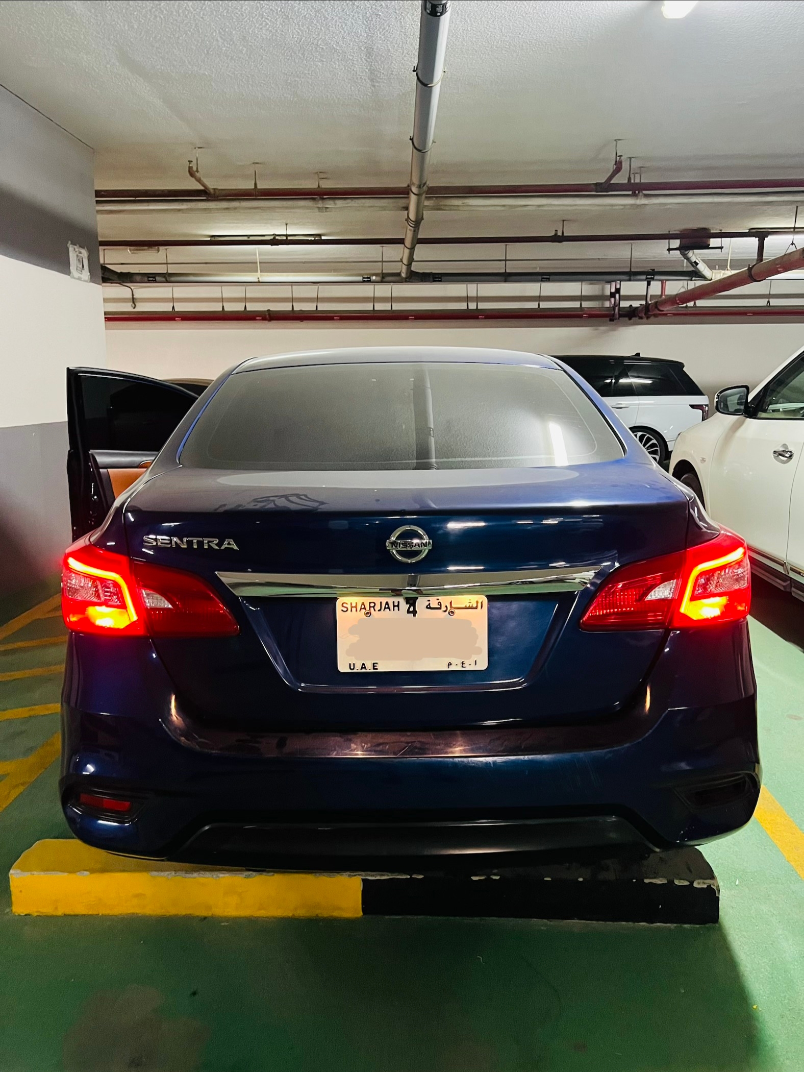 Blue Nissan Sentra SR 2017