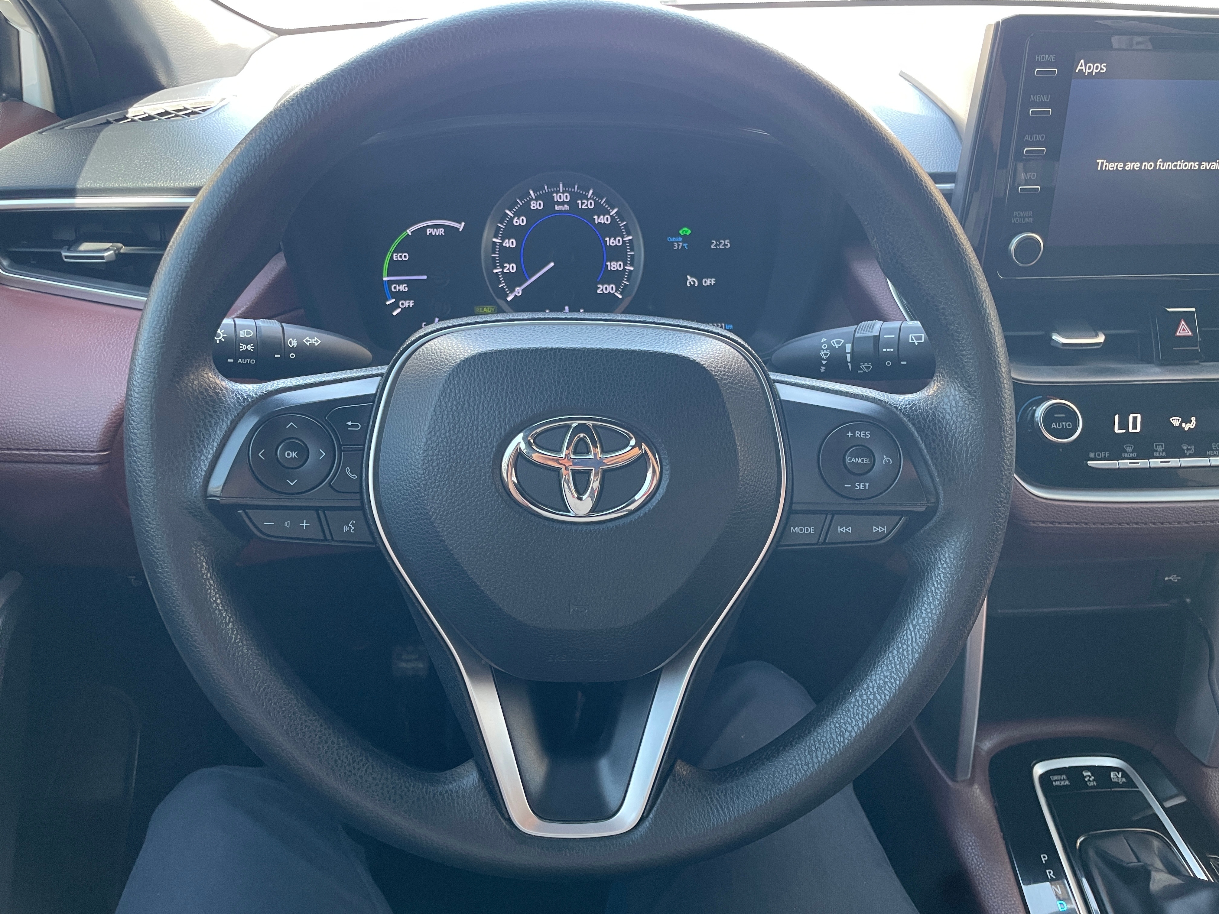 Blanco Toyota Corolla Cross XL 2024