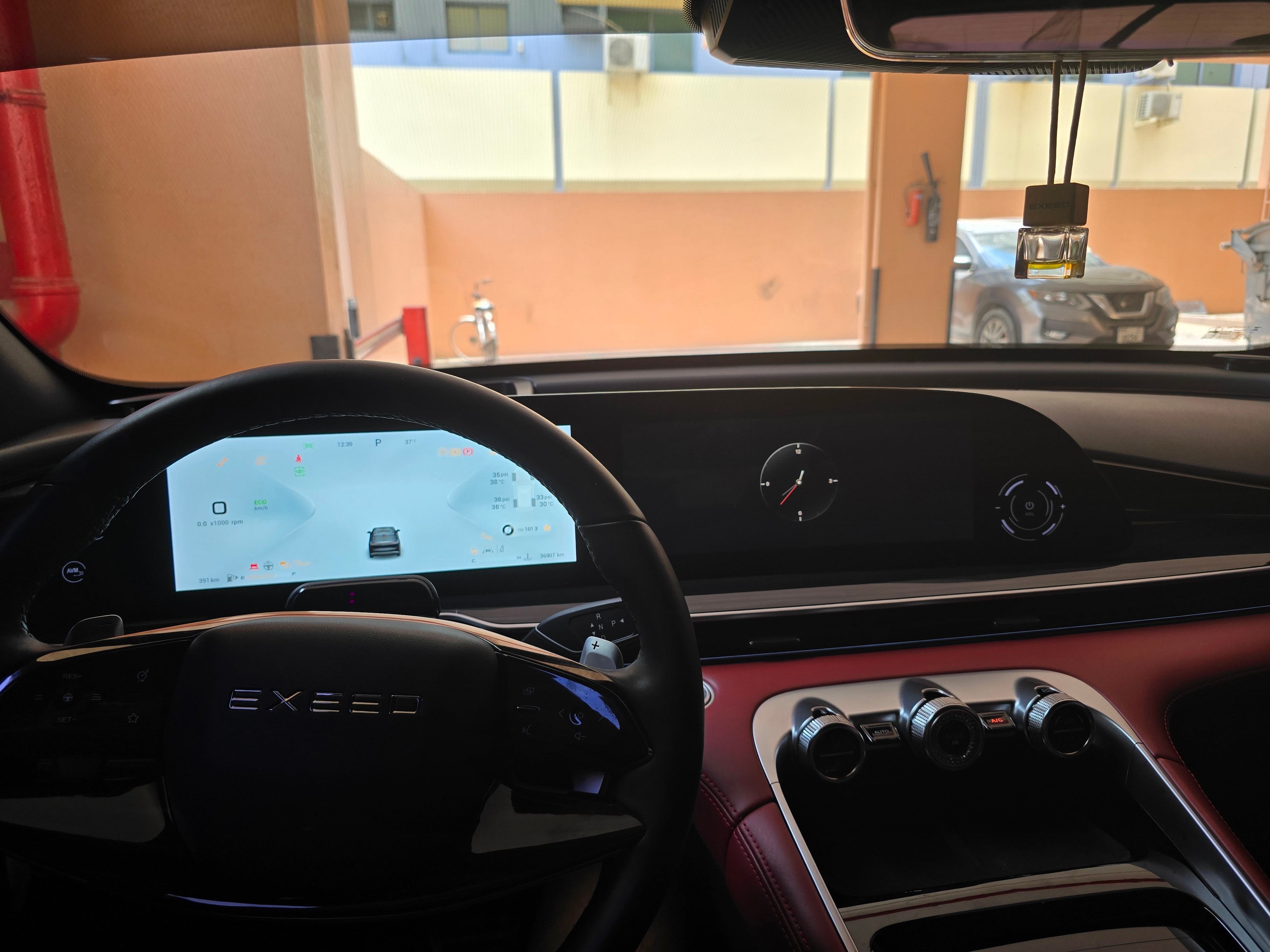 Negro Exeed RX Flagship 2024