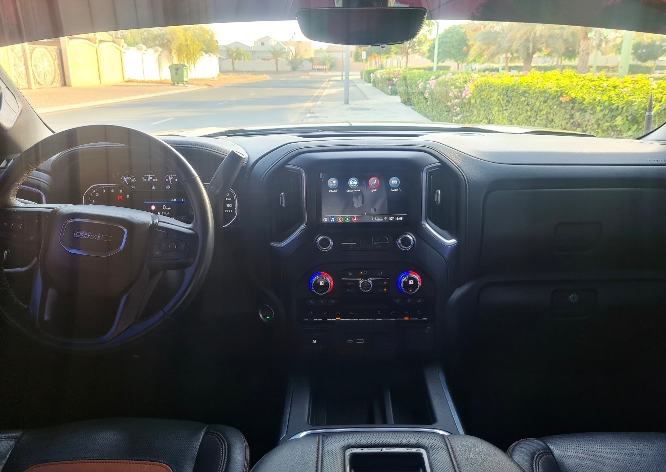 Black GMC Sierra AT4X 2021