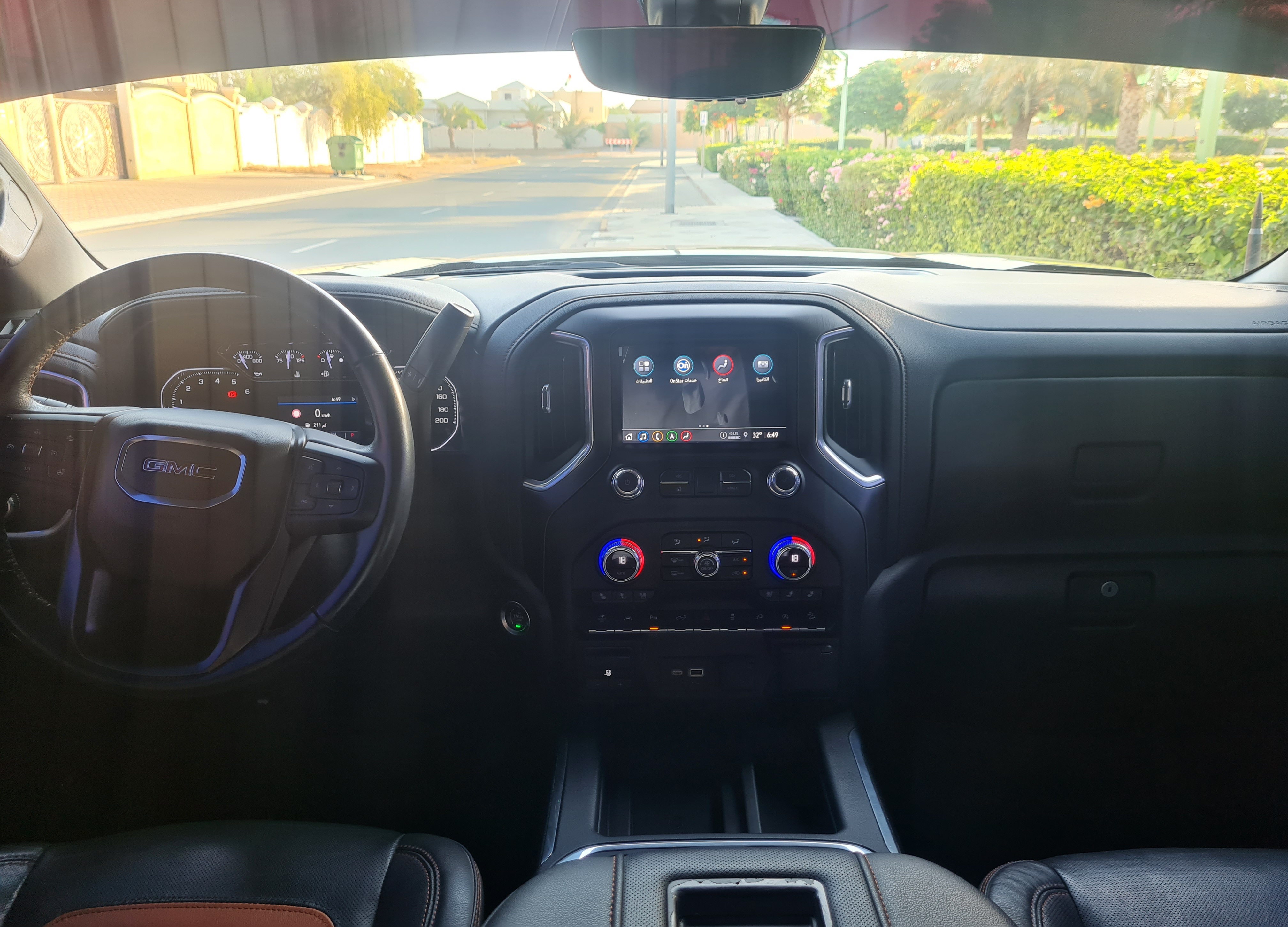 Black GMC Sierra AT4 2021