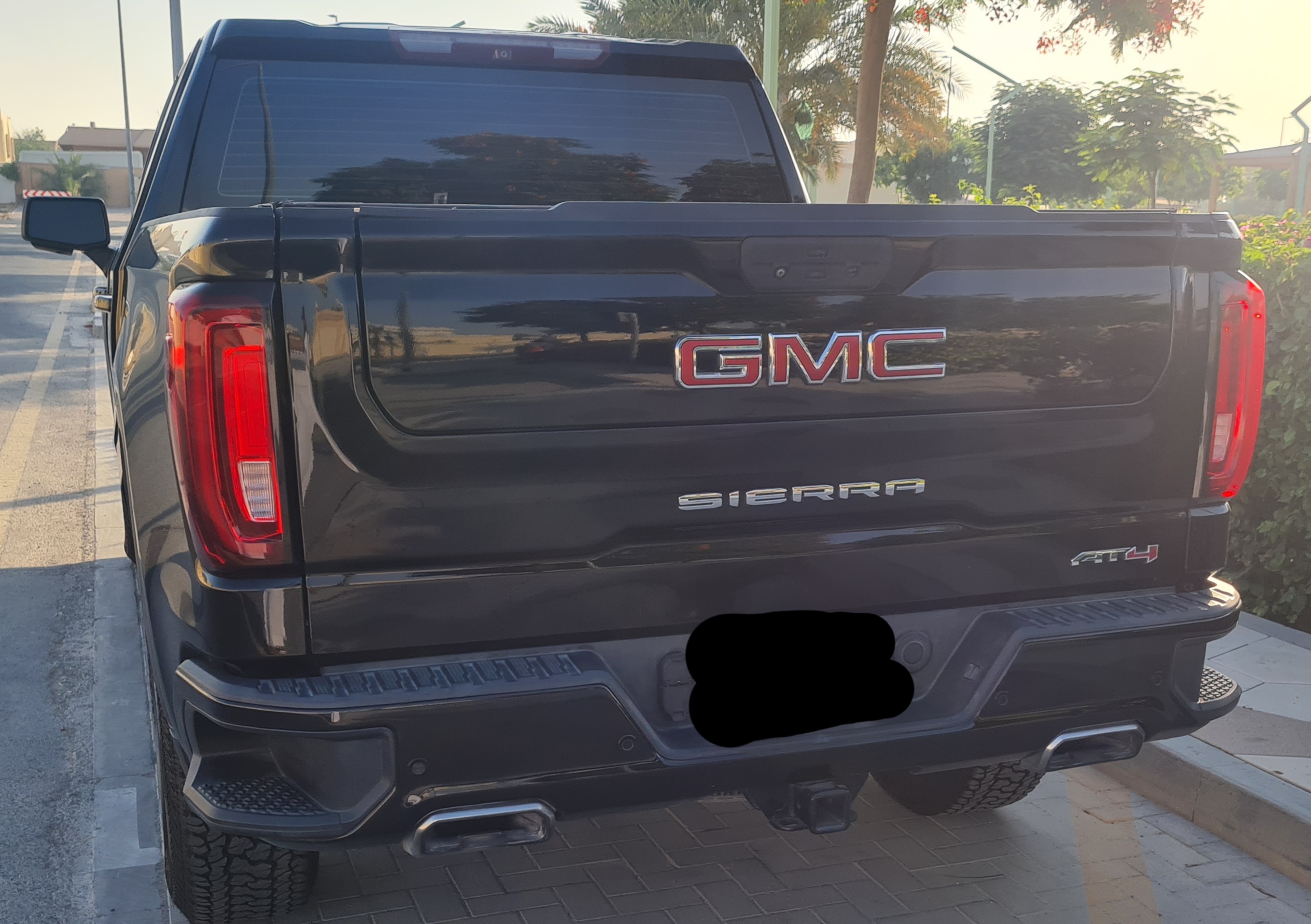 Black GMC Sierra AT4 2021