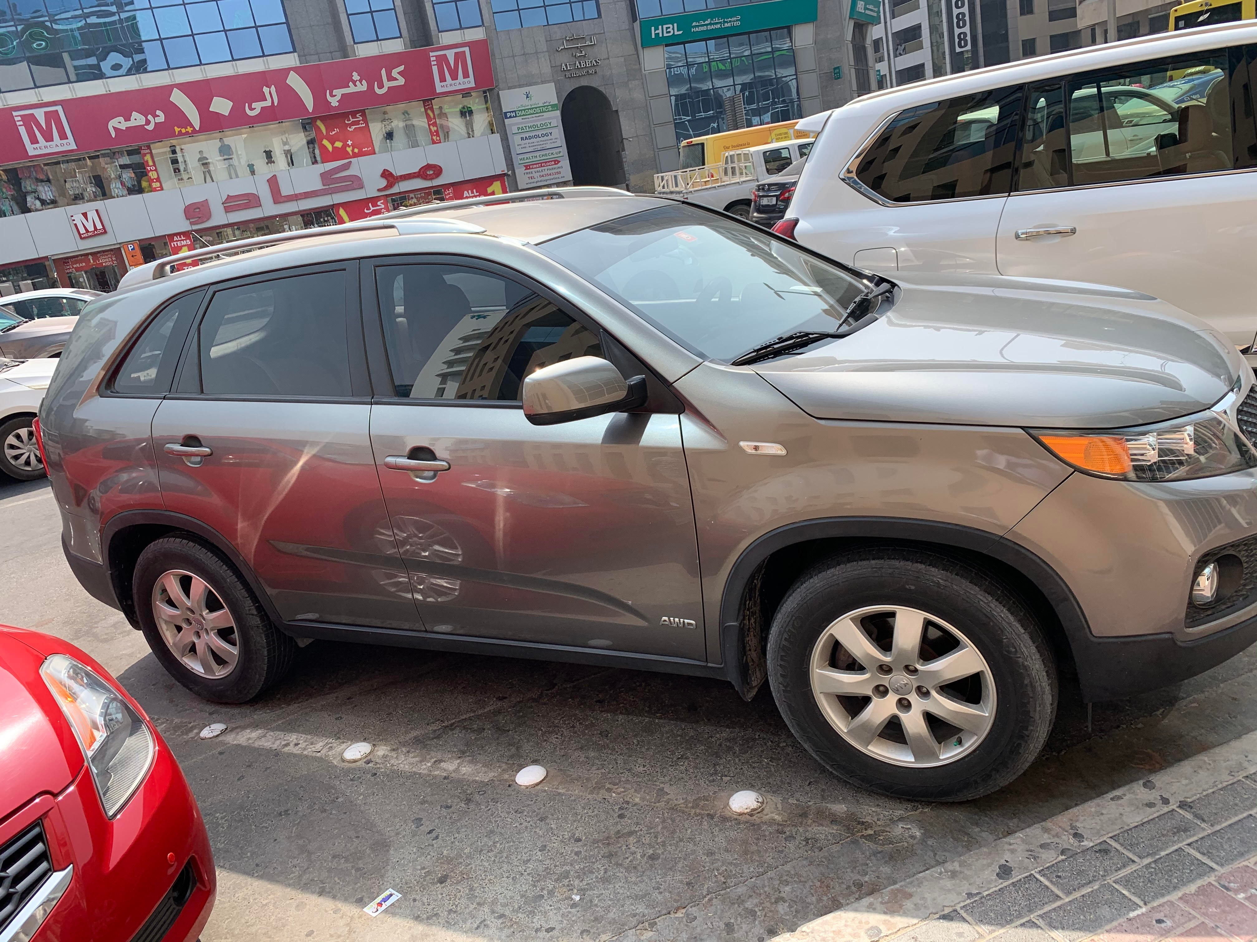 Grigio Kia Sorento EX STD AWD 2012