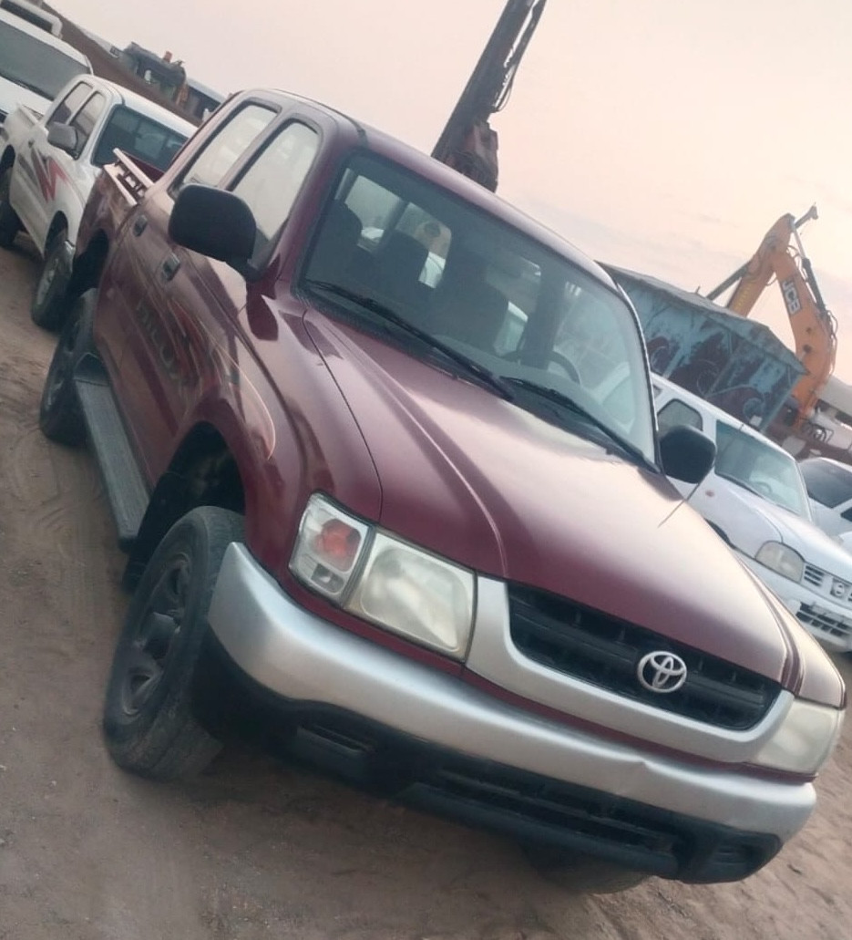 Kırmızı Toyota Hilux DOUBLE CAB GLX 4X4 2005