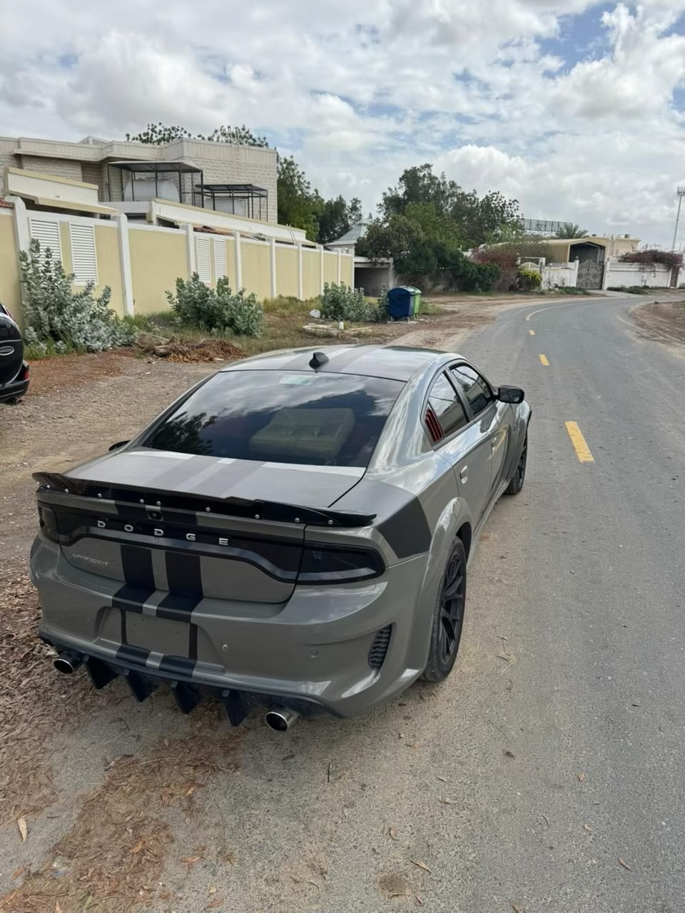 Siyah Dodge Charger GT 2018