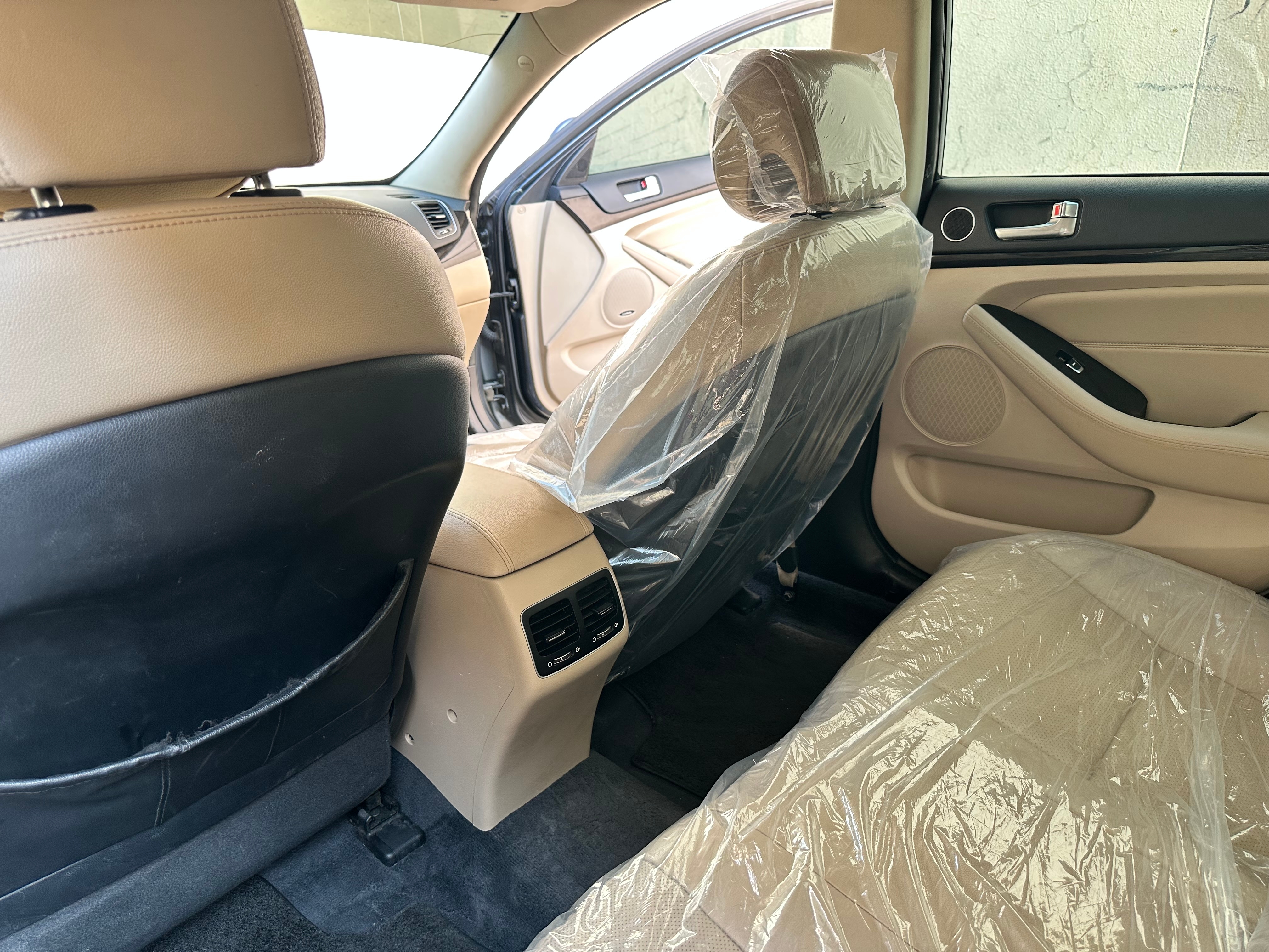 Голубой Kia Cadenza Premium 2014 год