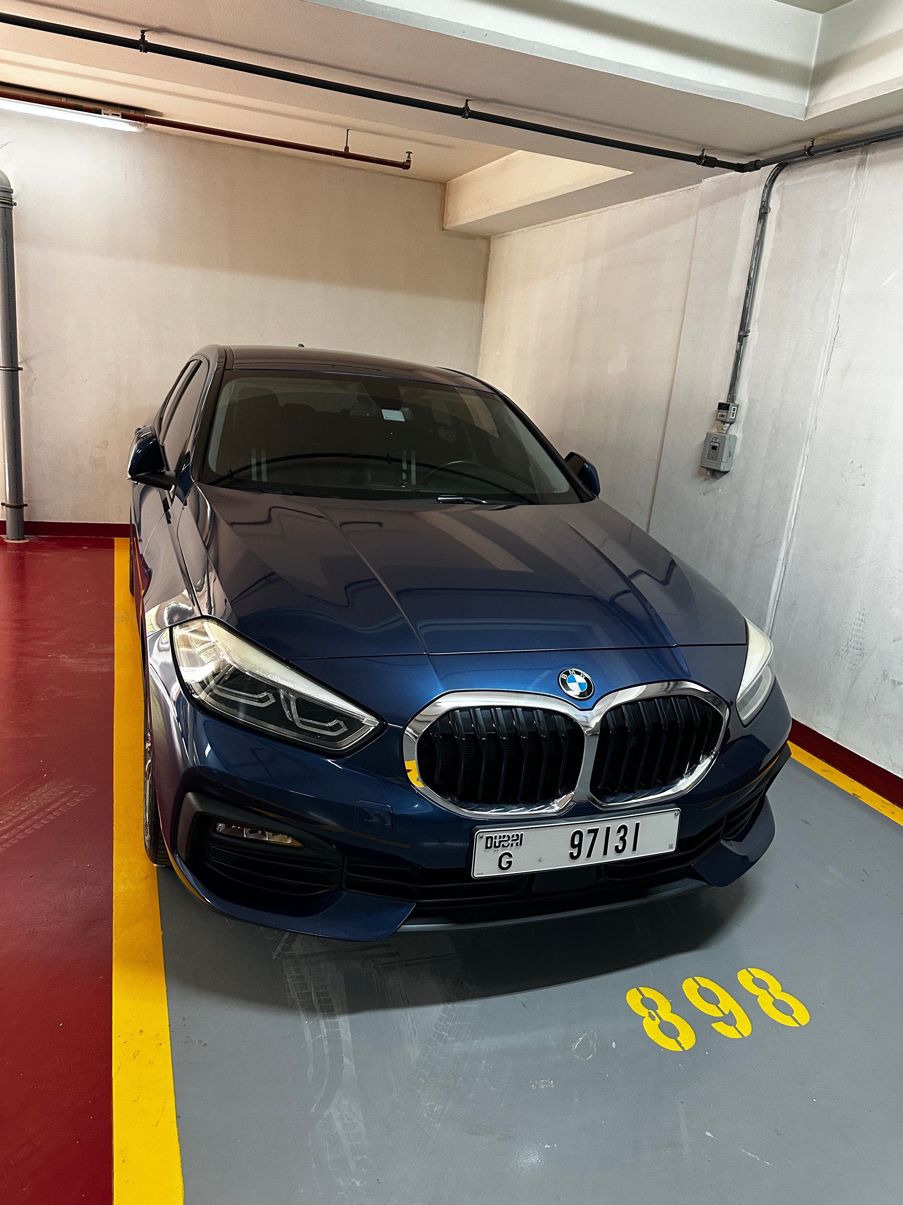 Blau BMW 1-Series 120i 2021