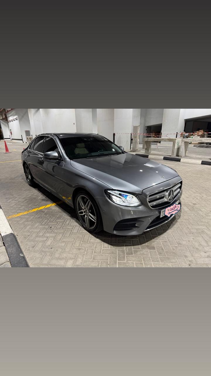 Gray Mercedes Benz E300 AMG PREMIUM 2019