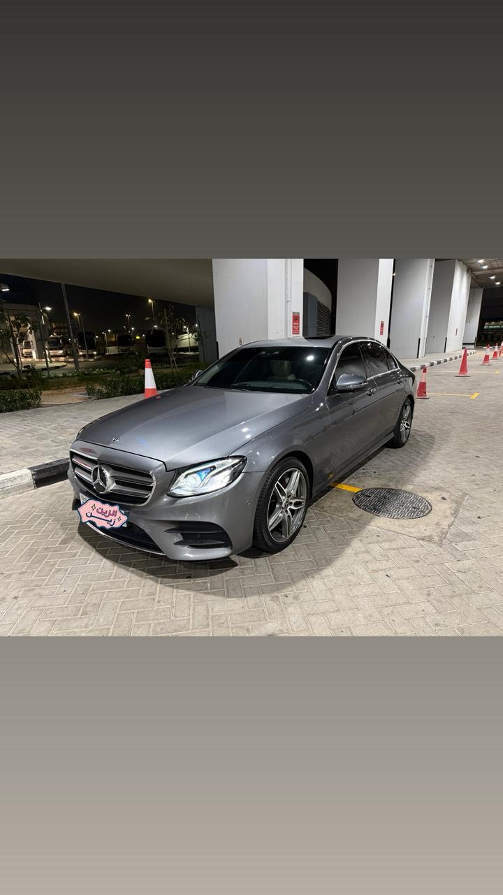 Gray Mercedes Benz E300 AMG PREMIUM 2019