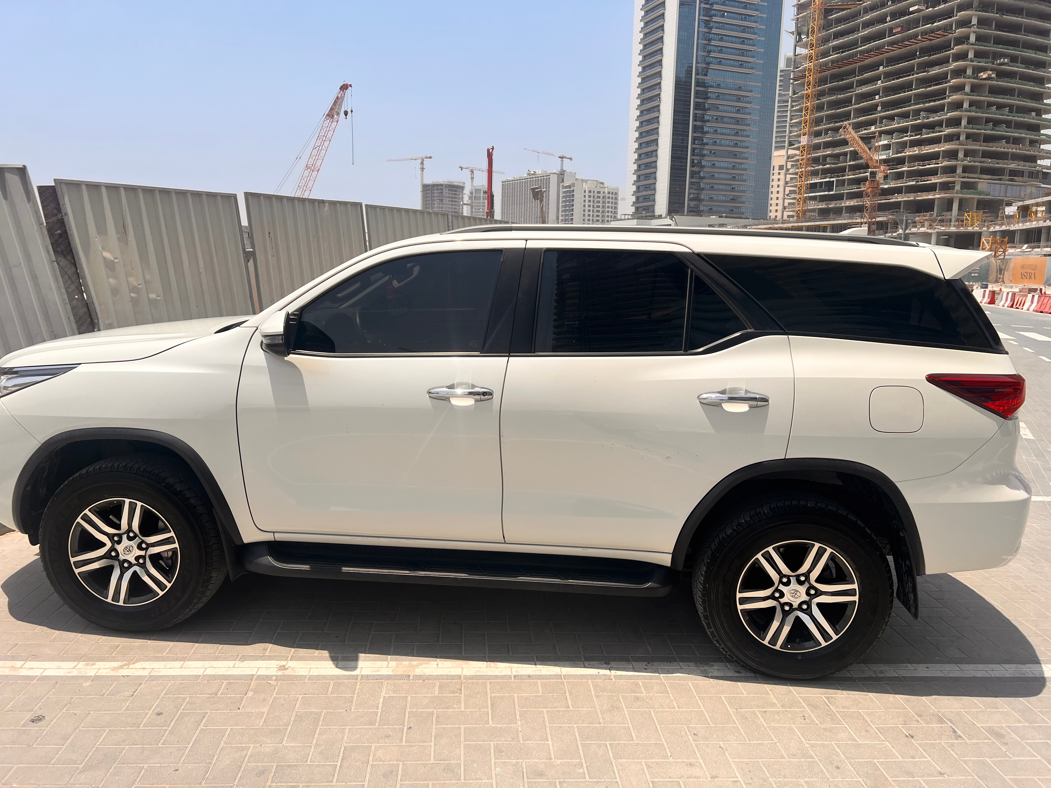 Blanco Toyota Fortuner EXR 2019