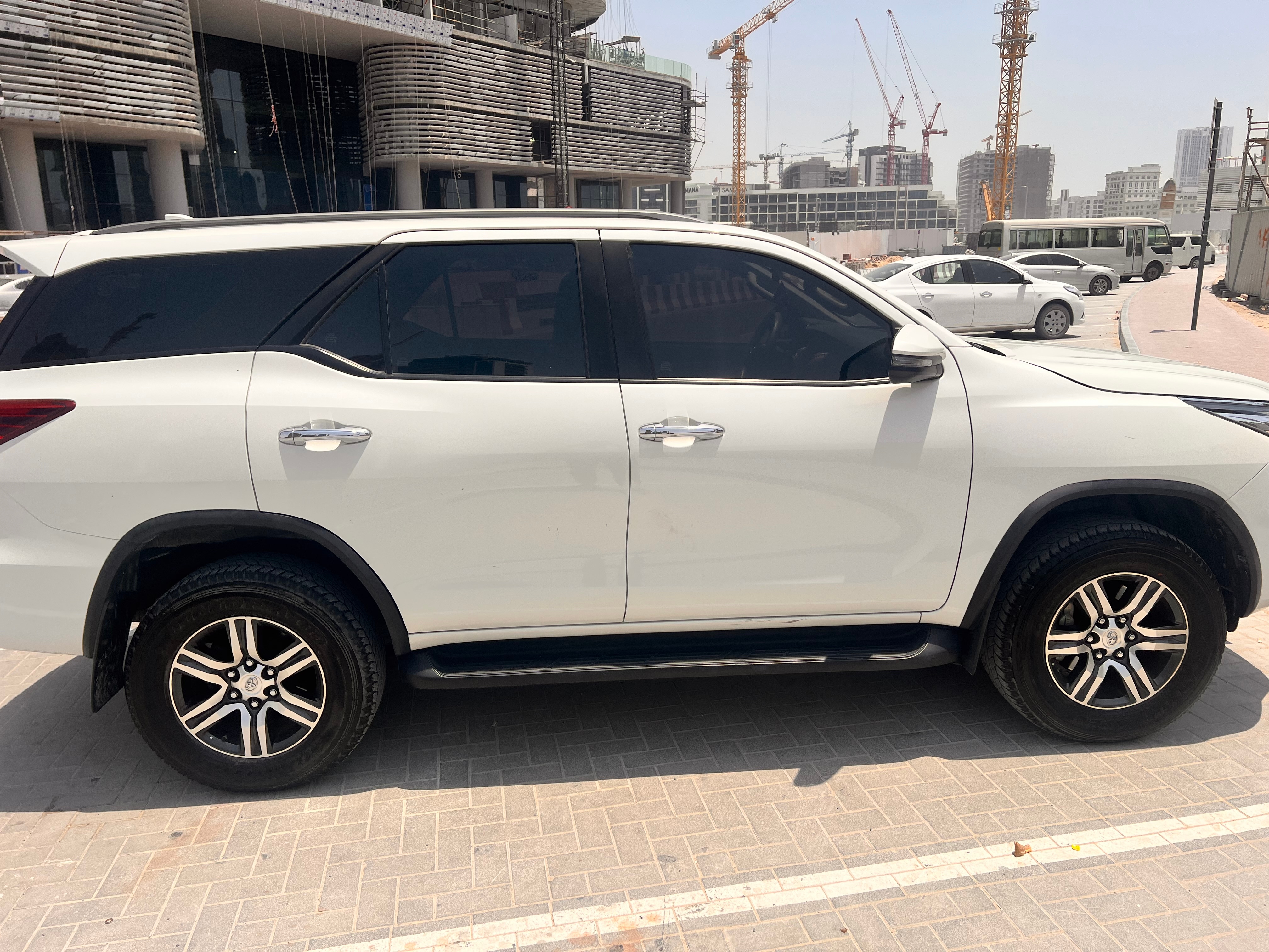 Blanco Toyota Fortuner EXR 2019
