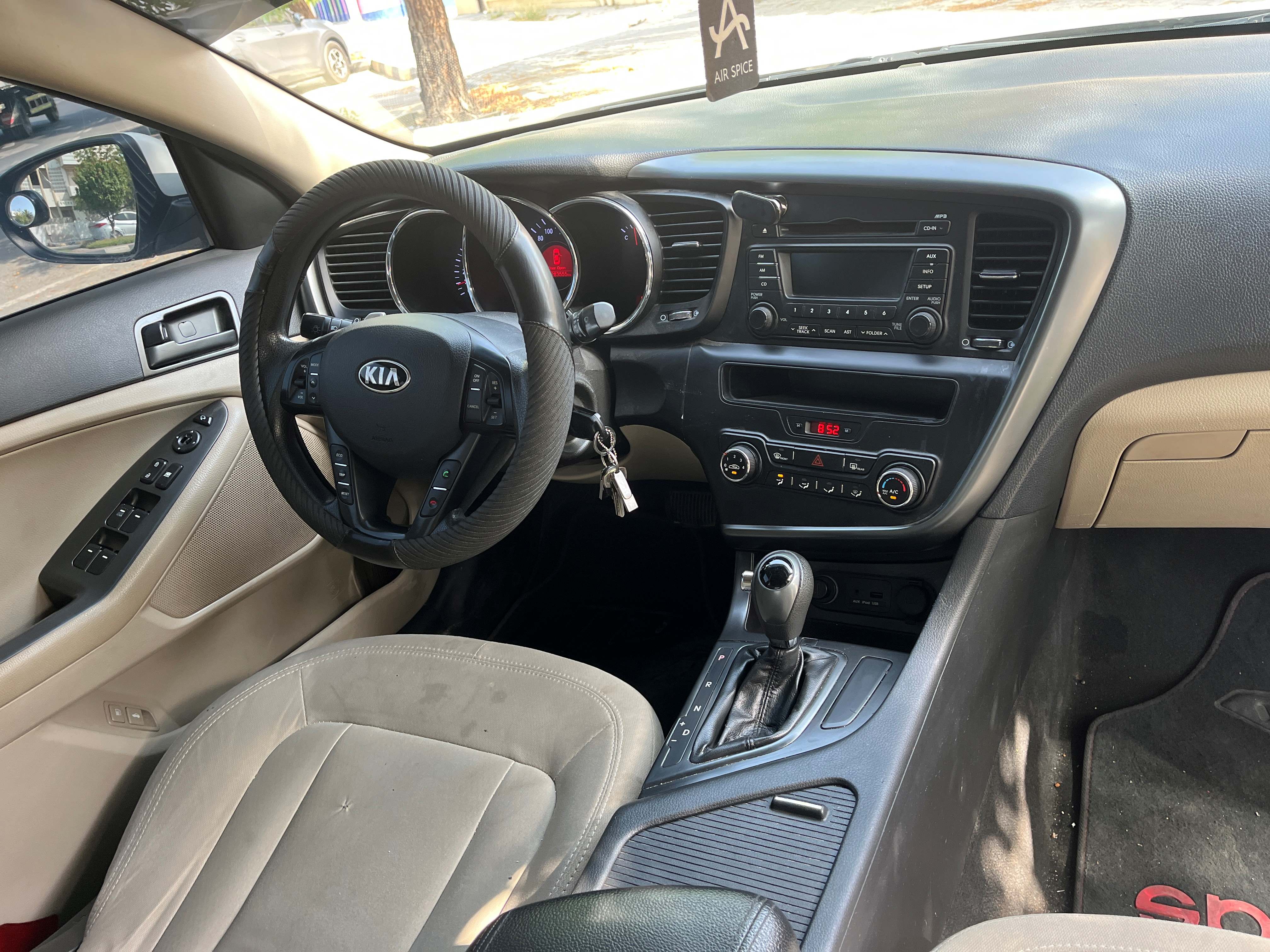 White Kia Optima LX 2014