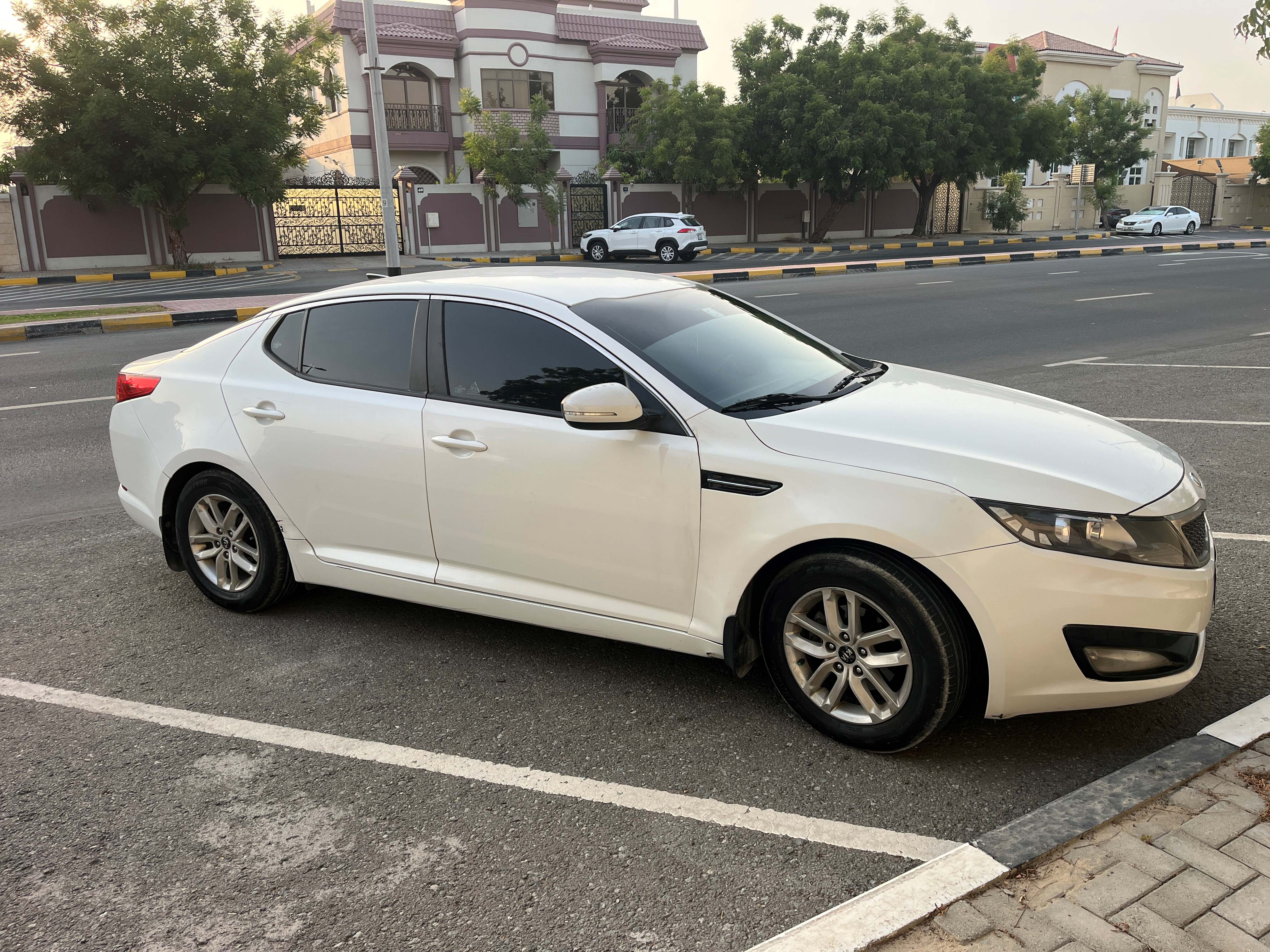 Bianca Kia Optima LX 2014